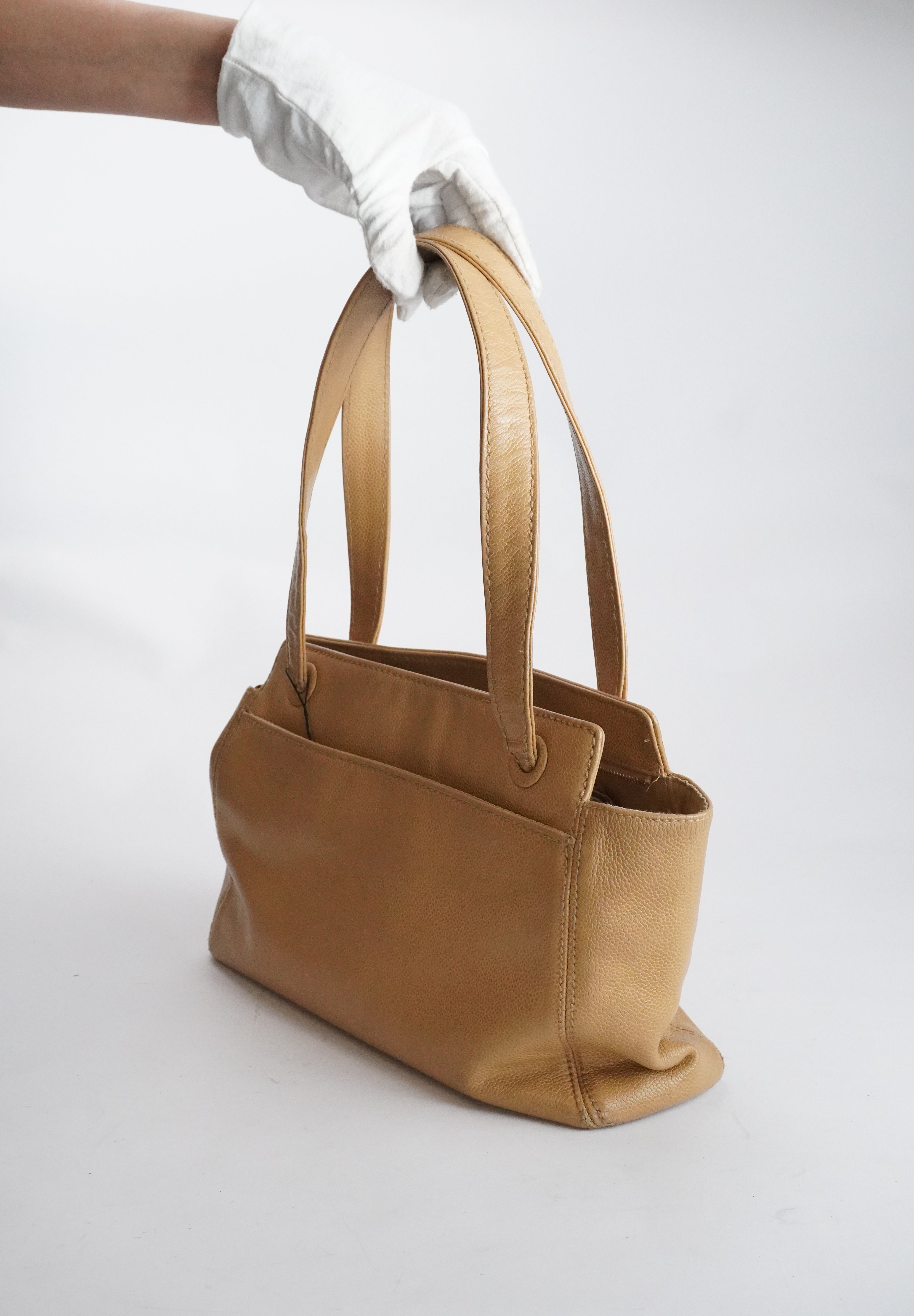 CHANEL Caviar Tote Beige (2004-2005)