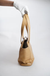 CHANEL Caviar Tote Beige (2004-2005)