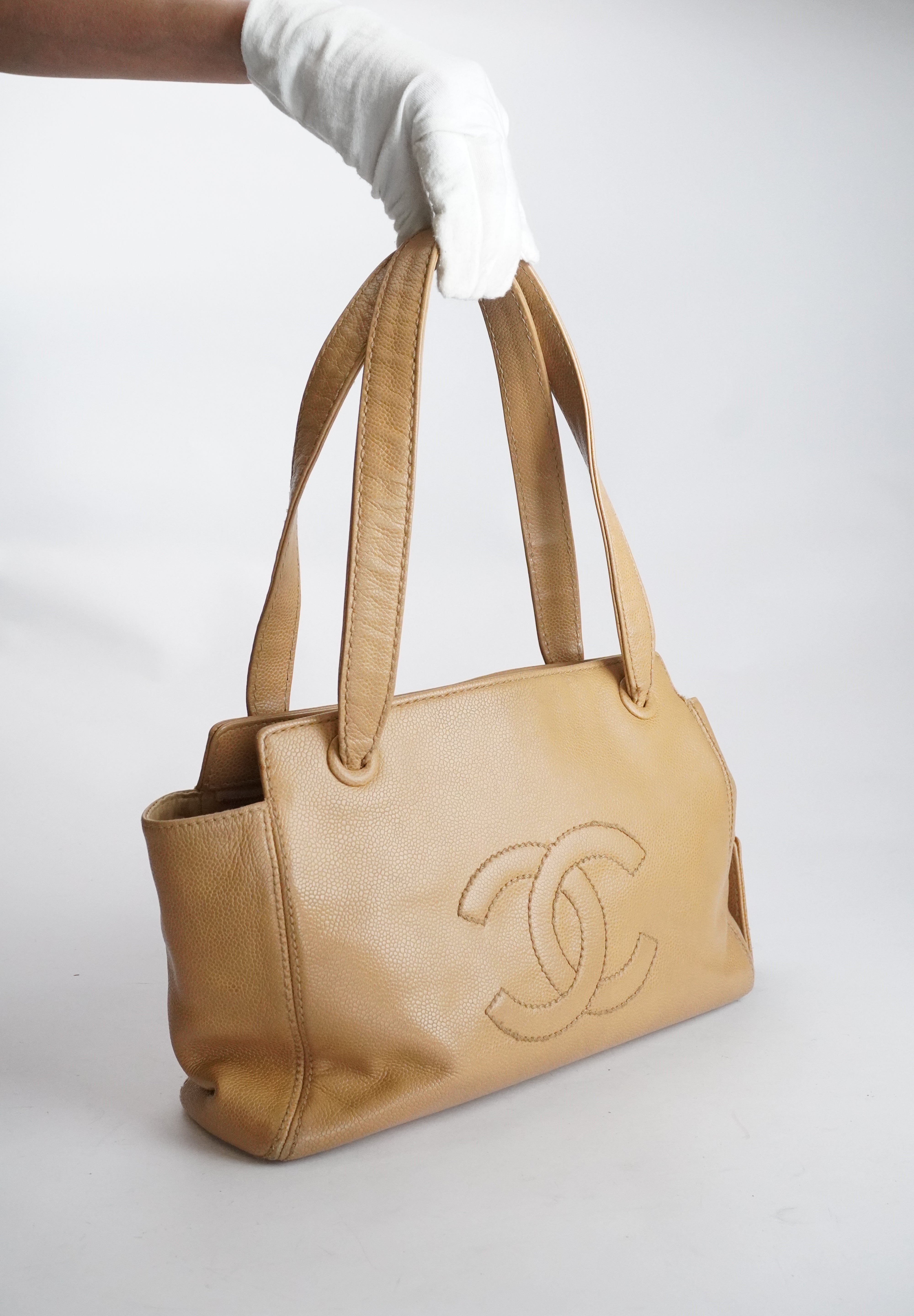 CHANEL Caviar Tote Beige (2004-2005)