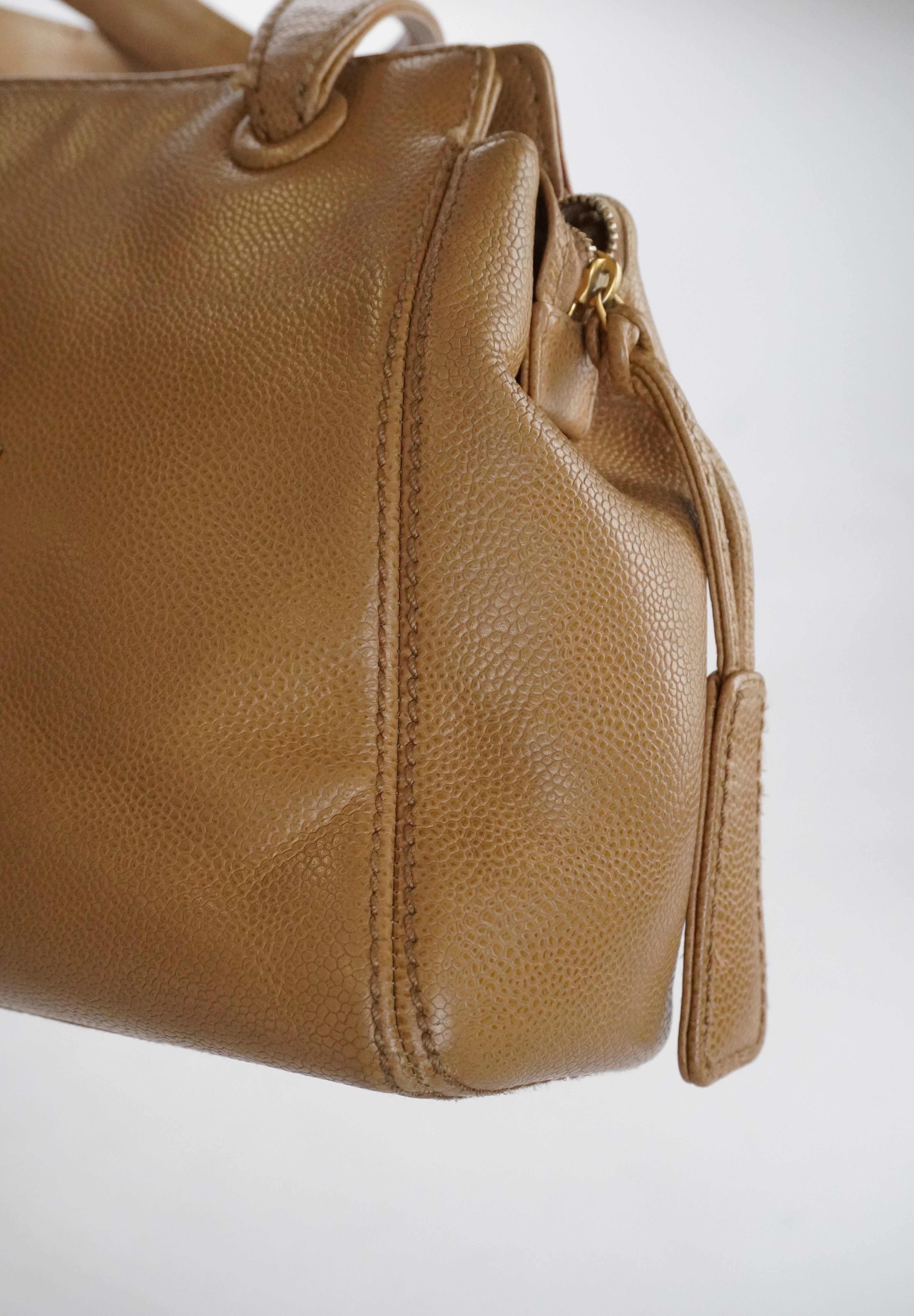 CHANEL Caviar Tote Beige (2004-2005)