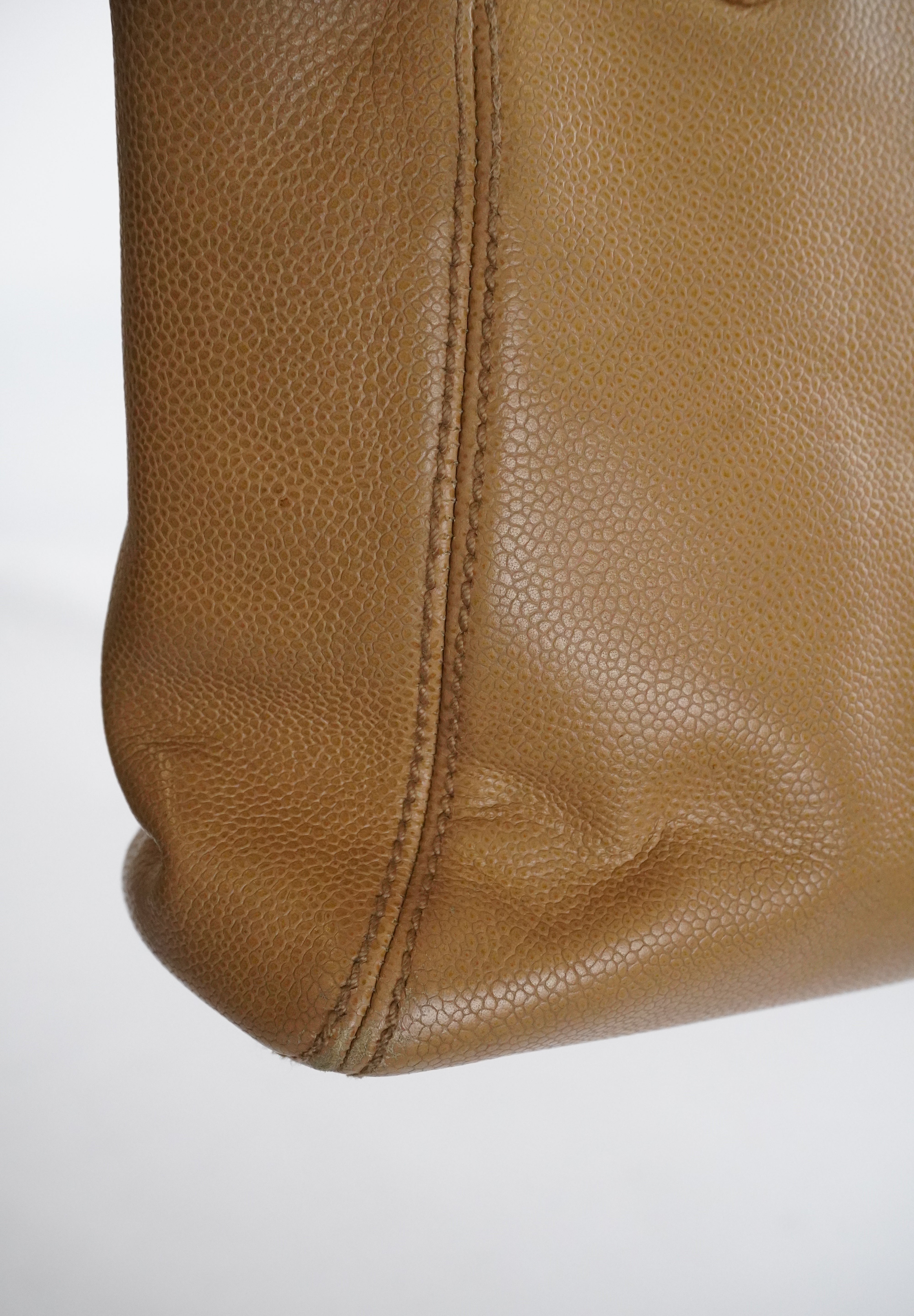 CHANEL Caviar Tote Beige (2004-2005)