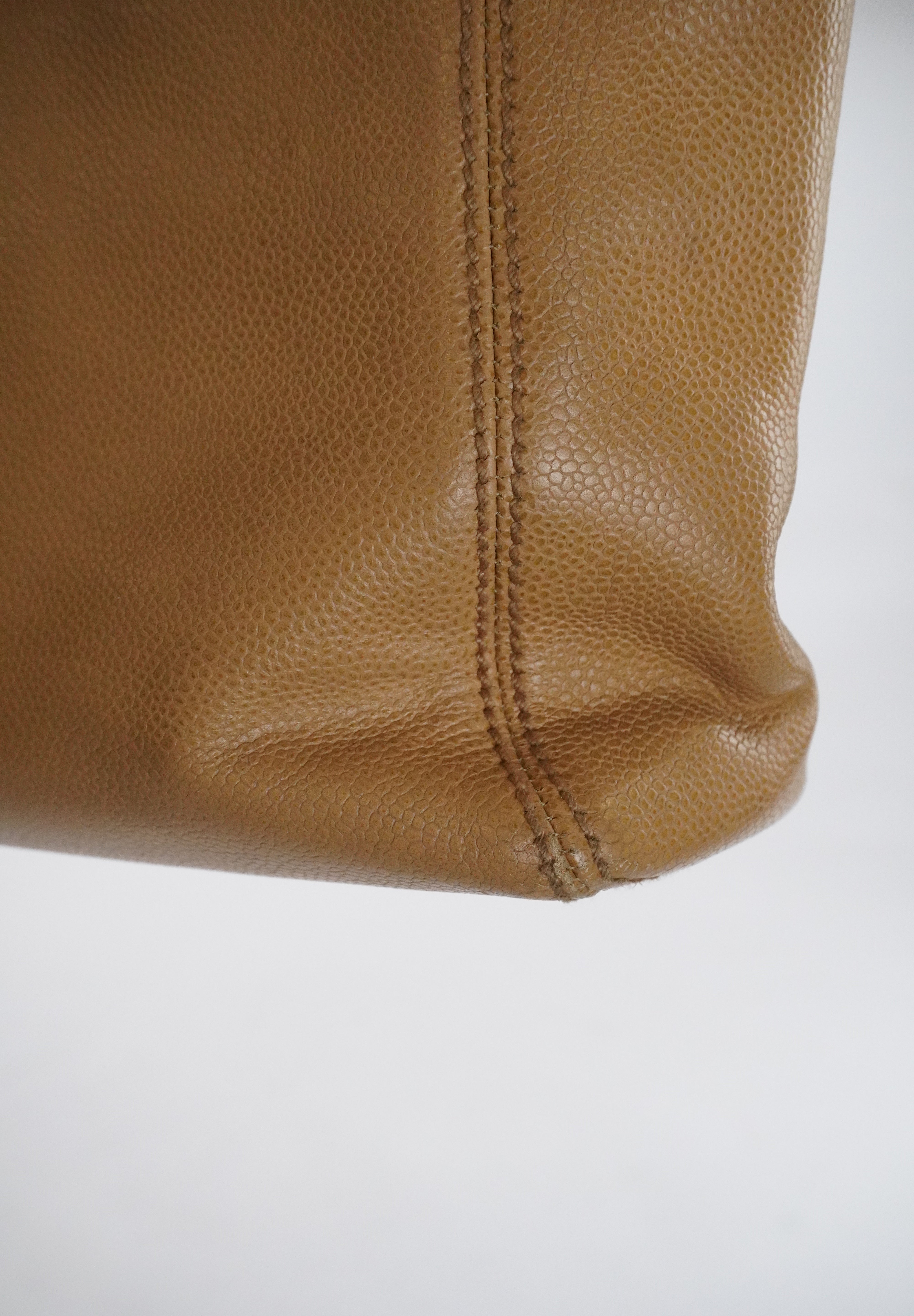 CHANEL Caviar Tote Beige (2004-2005)