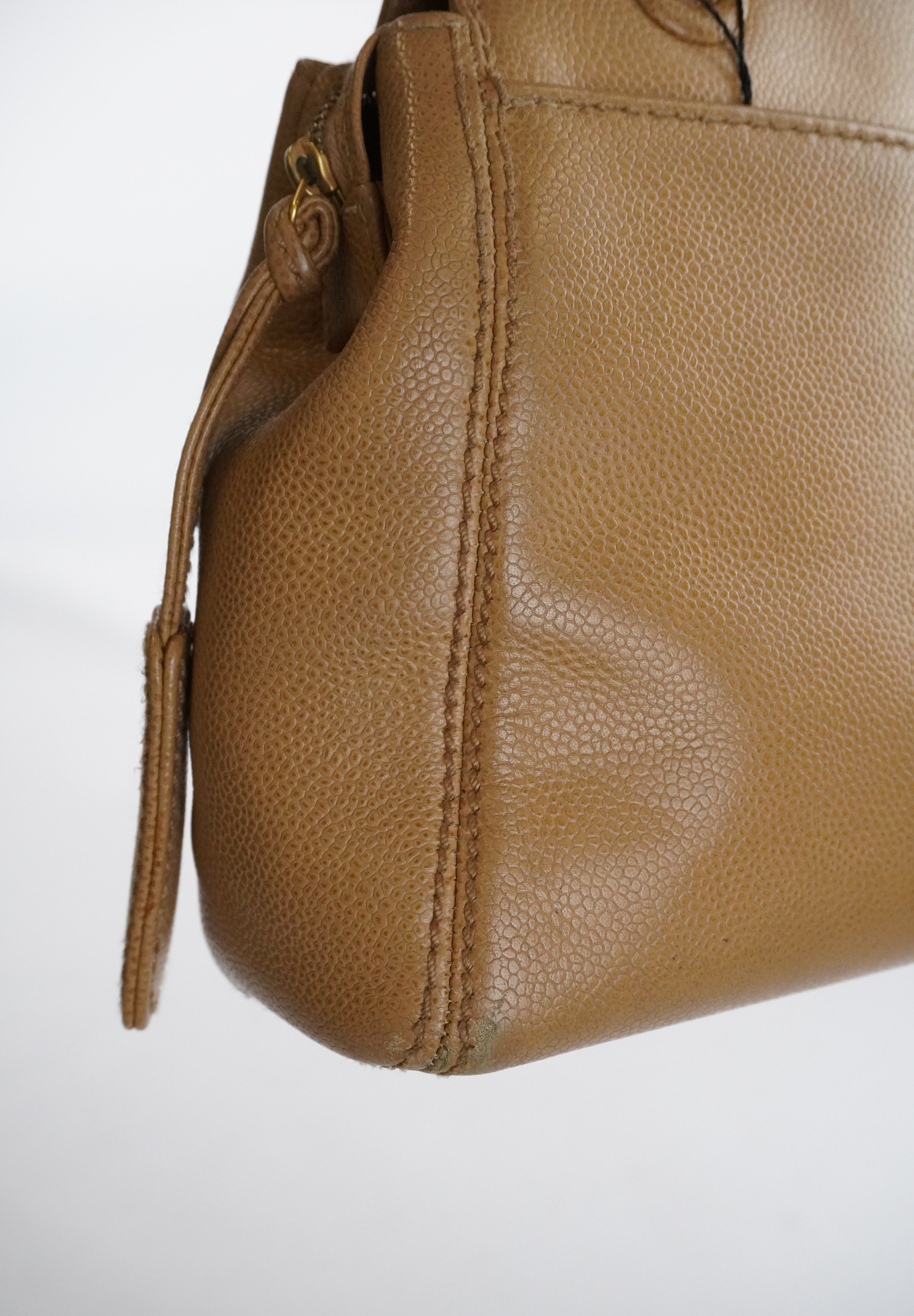 CHANEL Caviar Tote Beige (2004-2005)