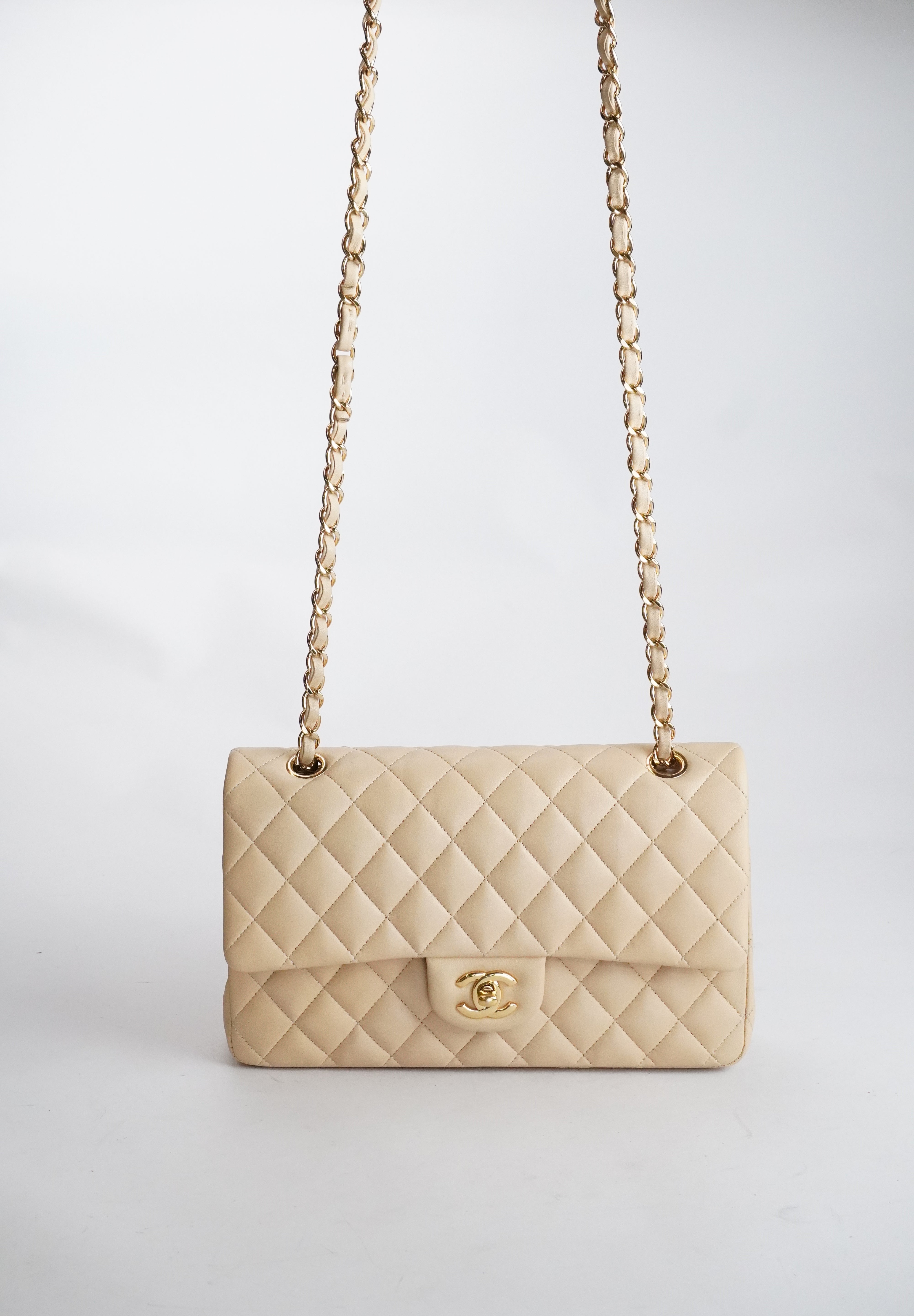 CHANEL Classic Double Flap Beige