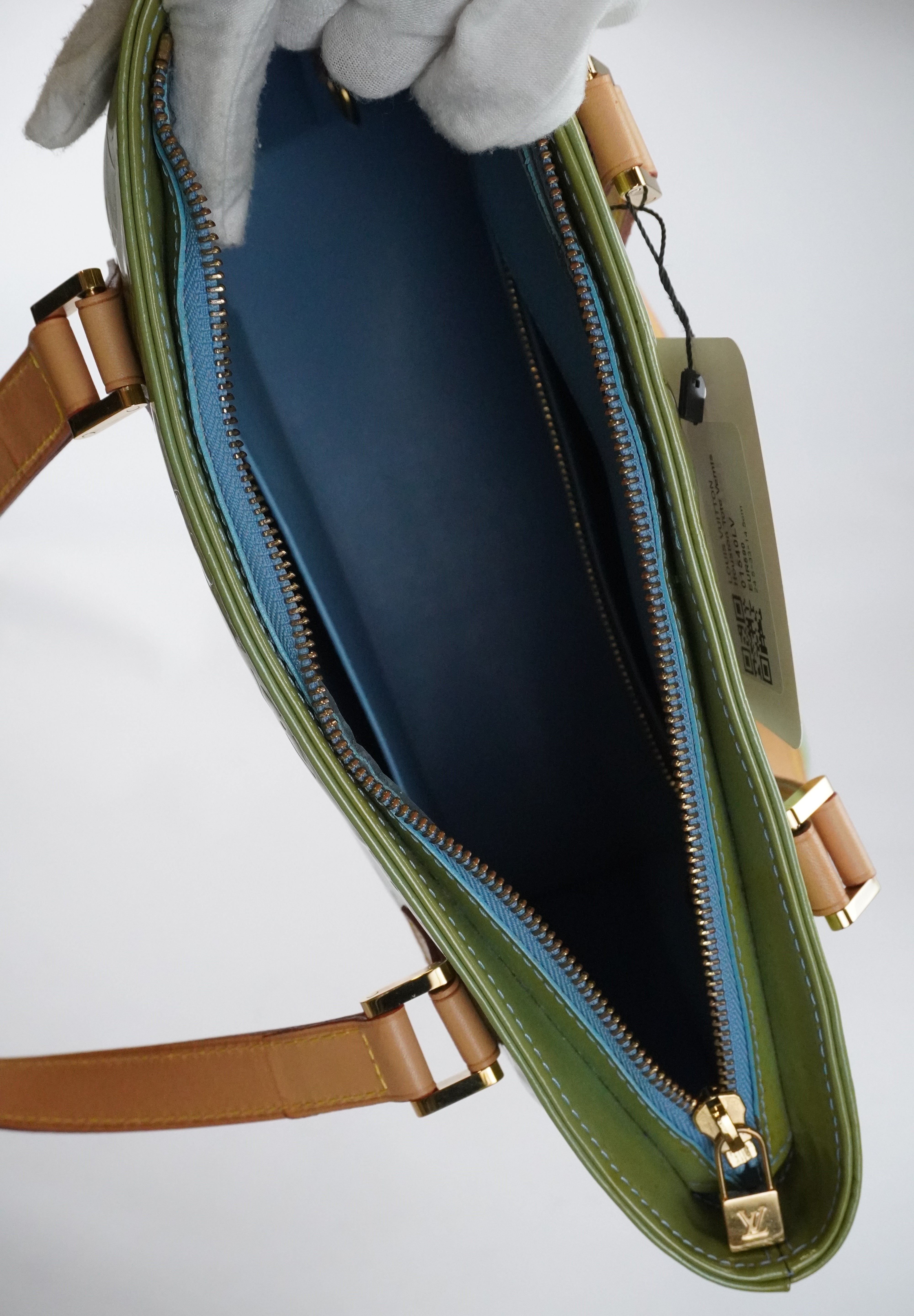 LOUIS VUITTON Houston Tote Vernis