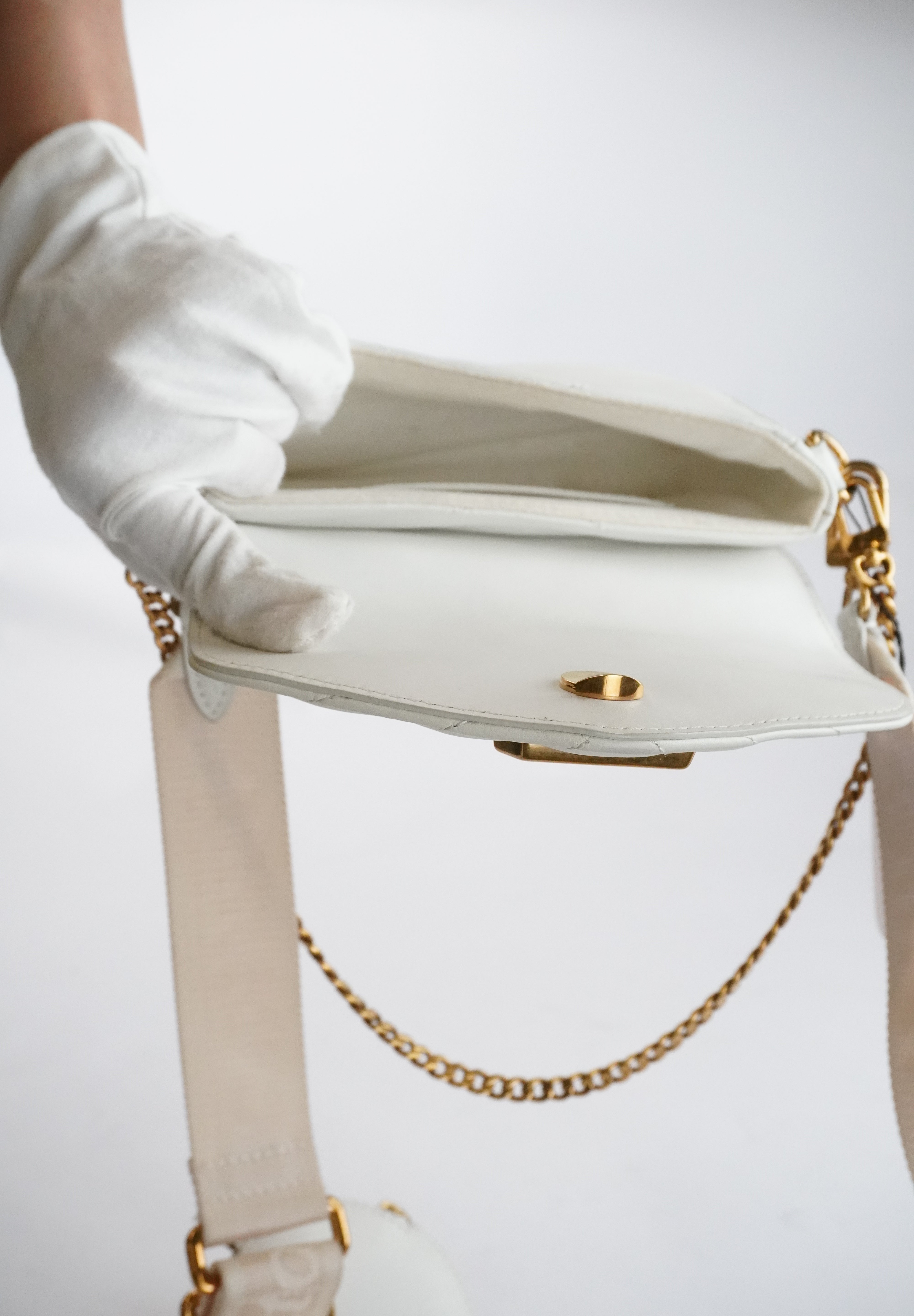 Louis Vuitton New Wave Multi Pochette (2020)