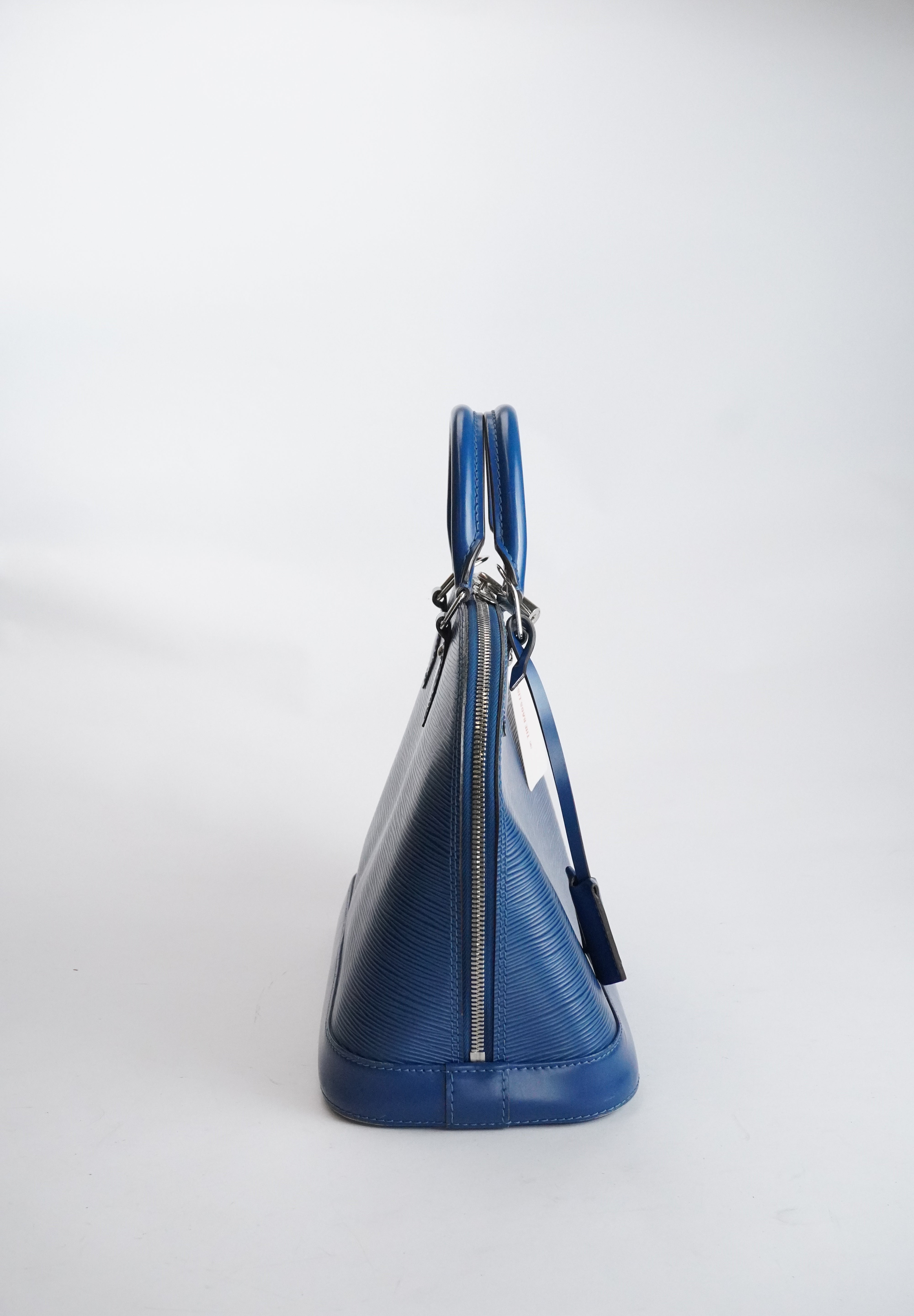 LOUIS VUITTON Alma
