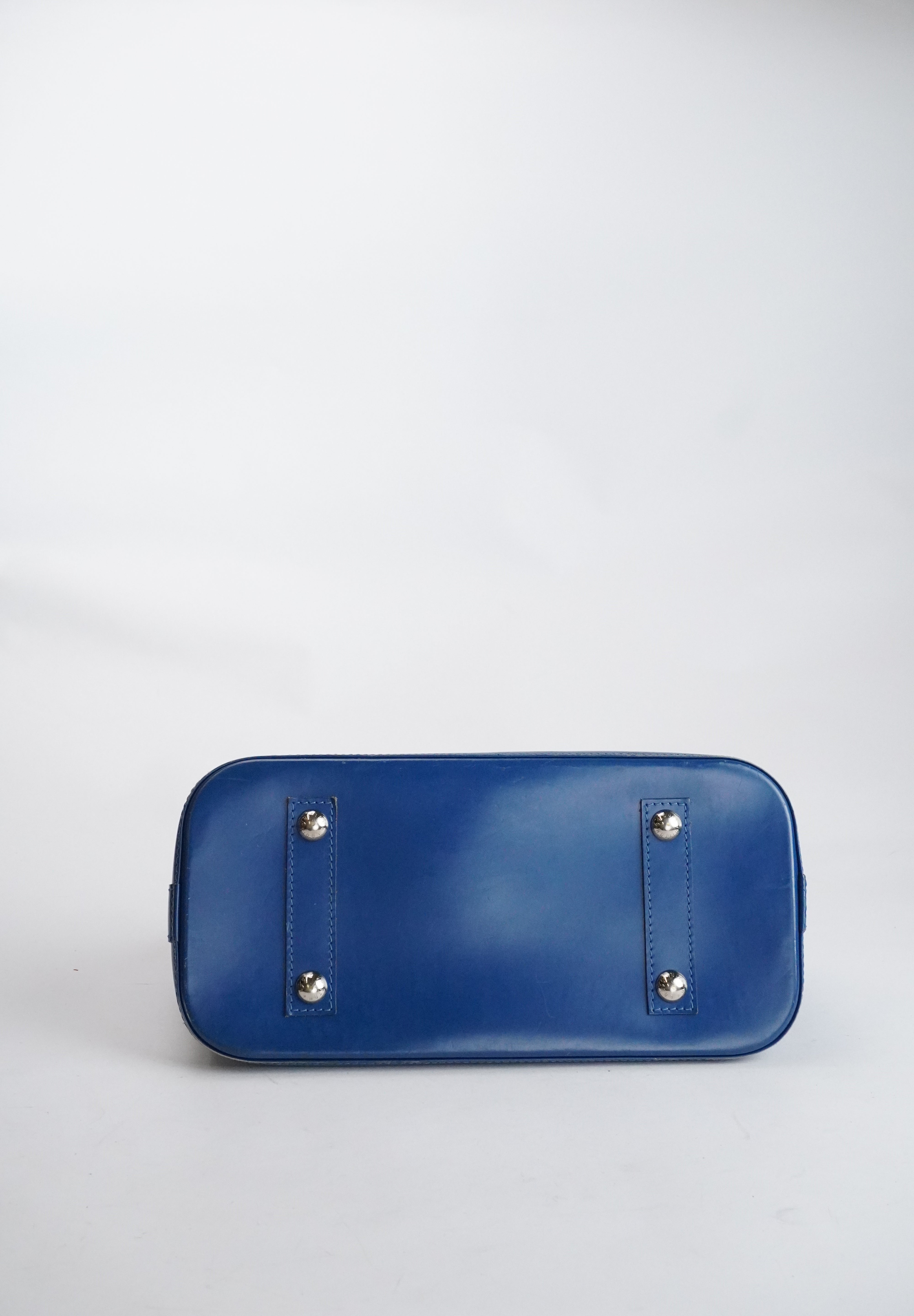 LOUIS VUITTON Alma