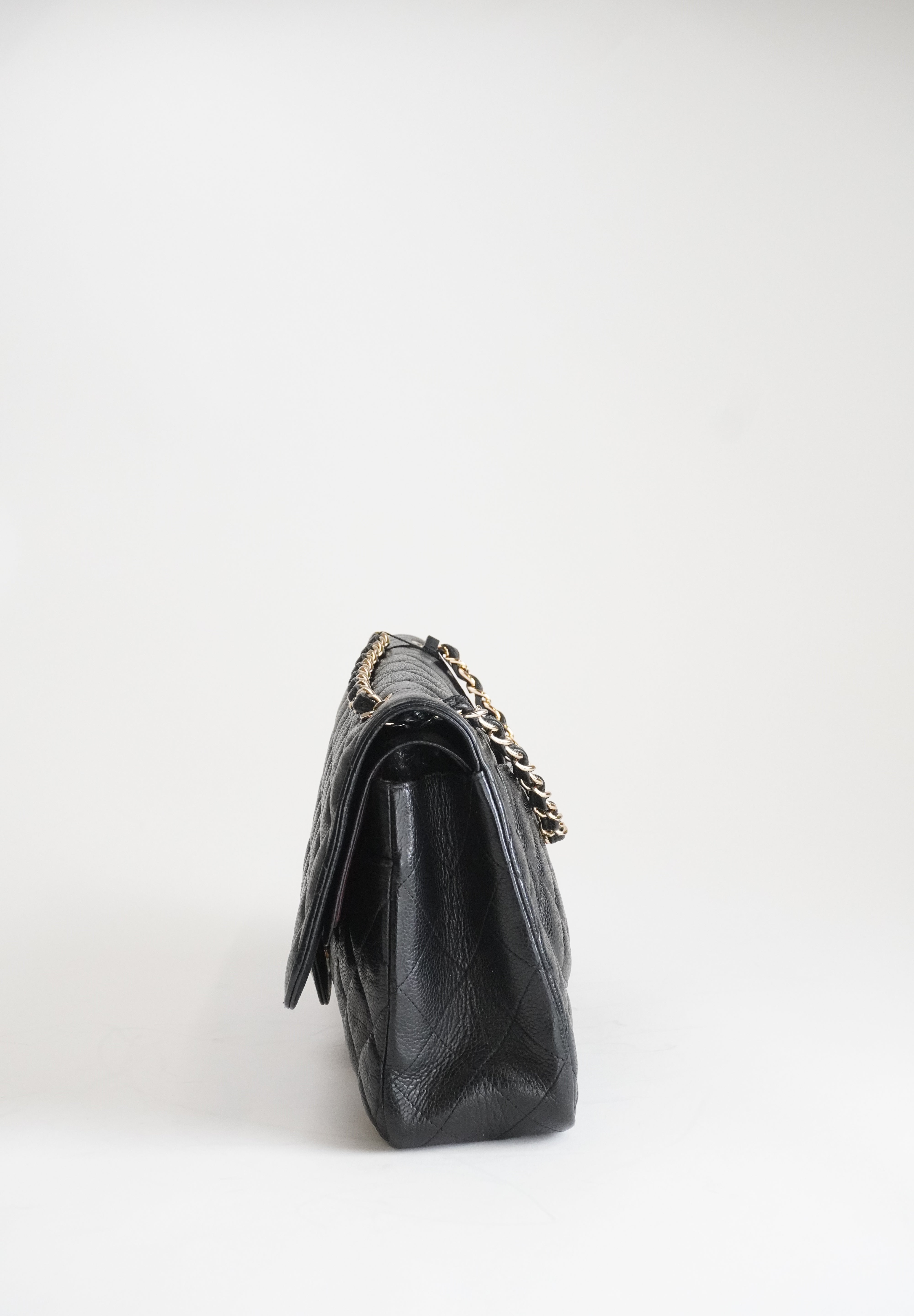 Chanel Classic Flapbag Jumbo Caviar (2013-2014)