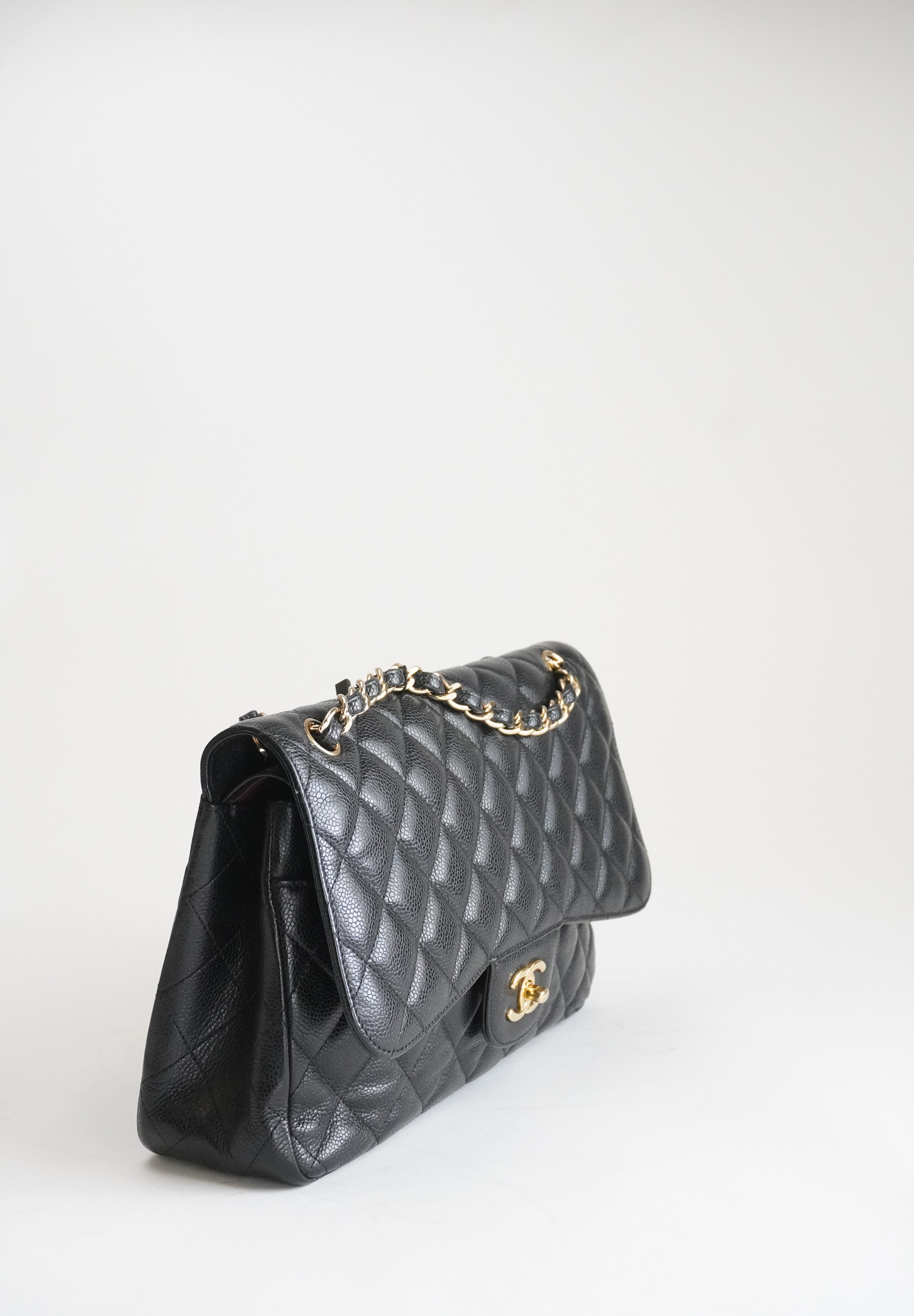 Chanel Classic Flapbag Jumbo Caviar (2013-2014)