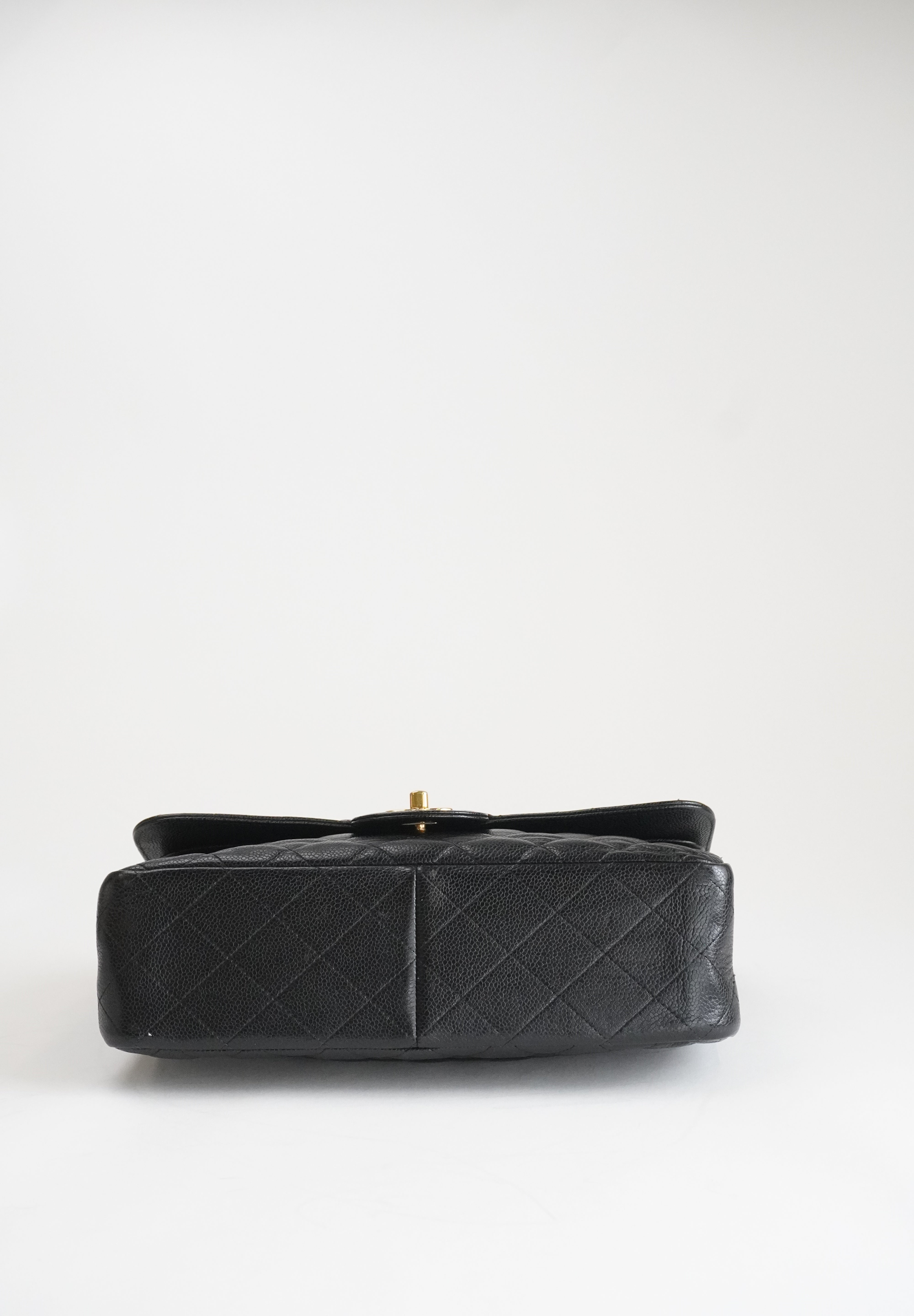 Chanel Classic Flapbag Jumbo Caviar (2013-2014)