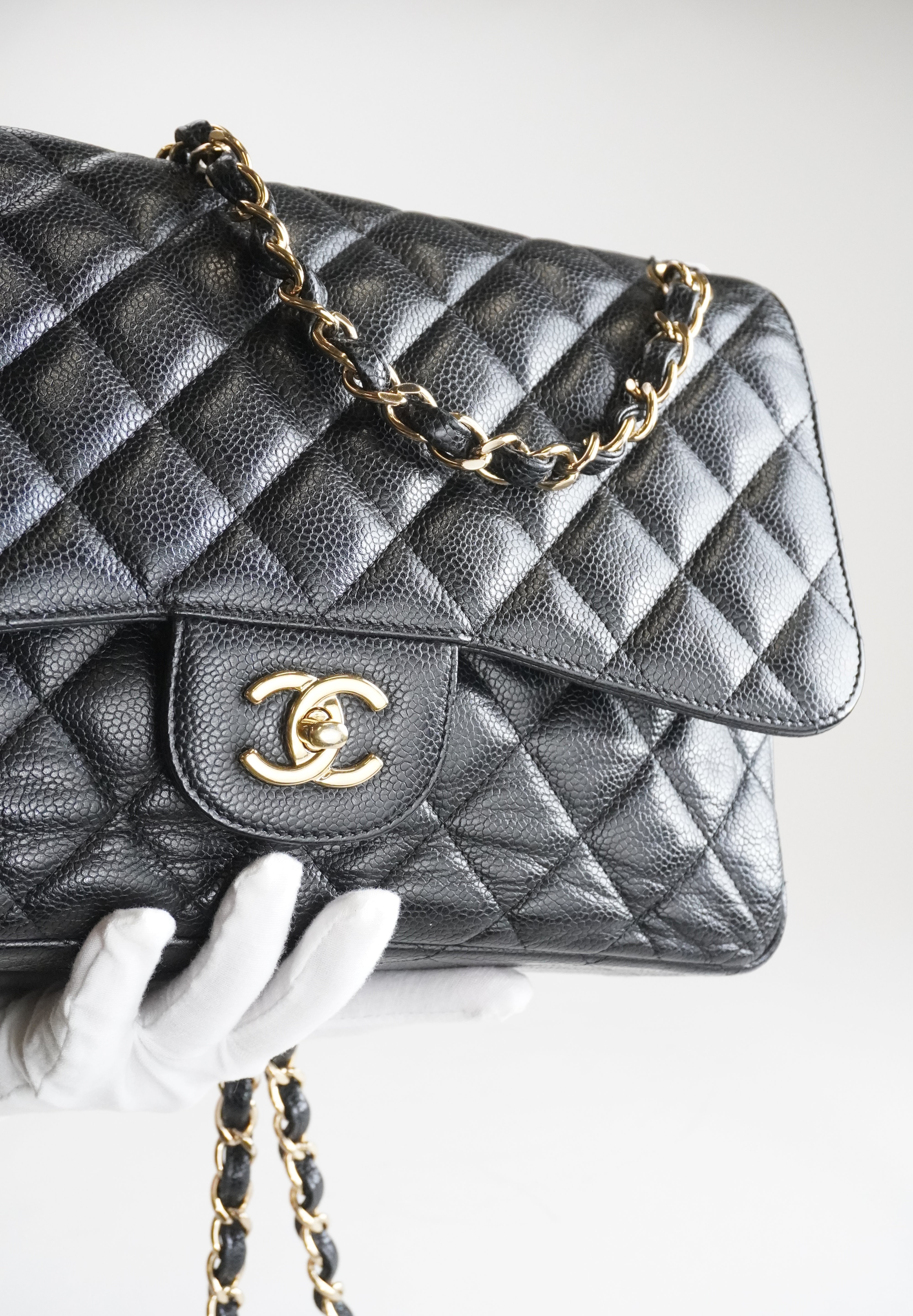 Chanel Classic Flapbag Jumbo Caviar (2013-2014)