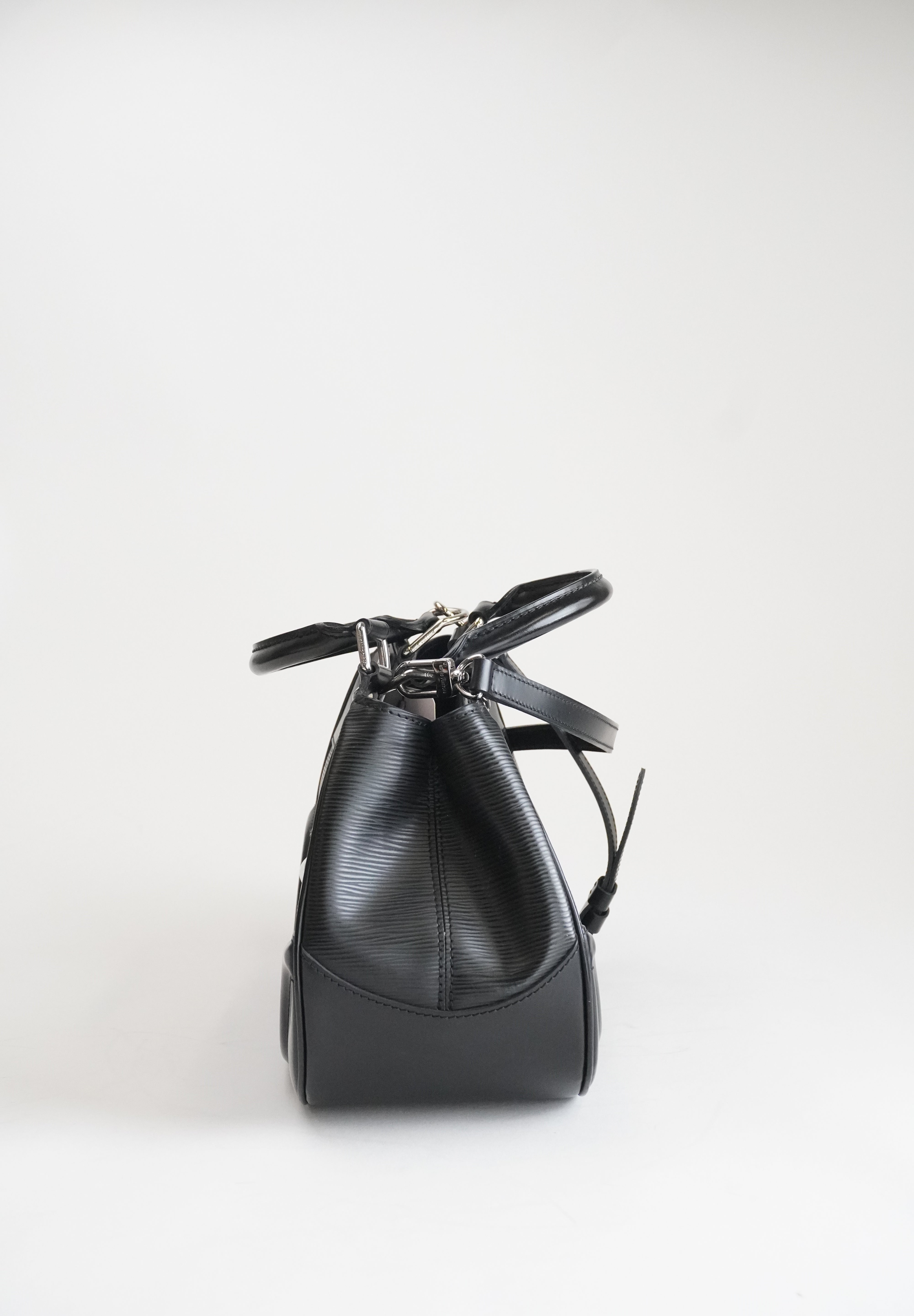 Louis Vuitton Montaigne Shoulderbag