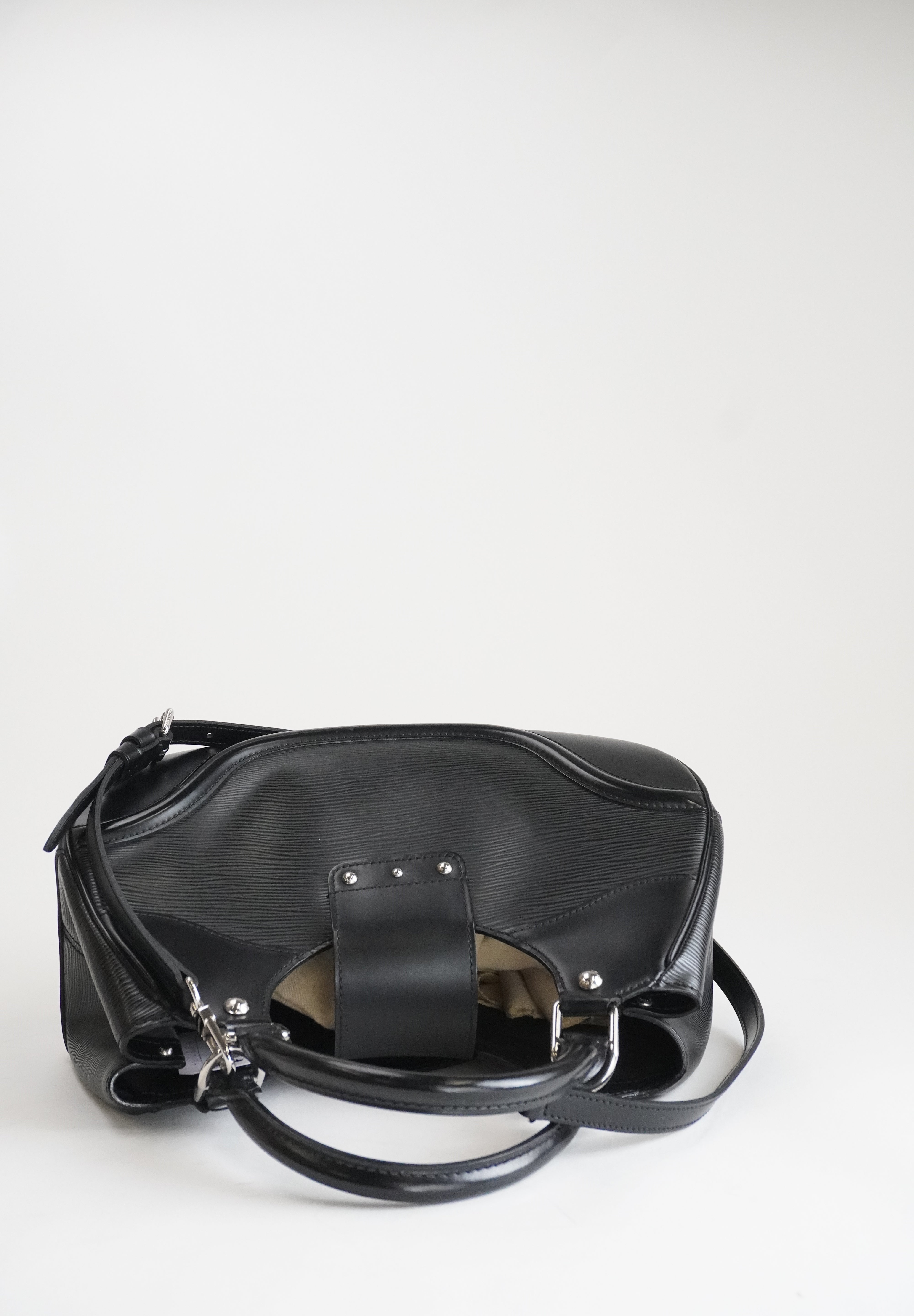 Louis Vuitton Montaigne Shoulderbag