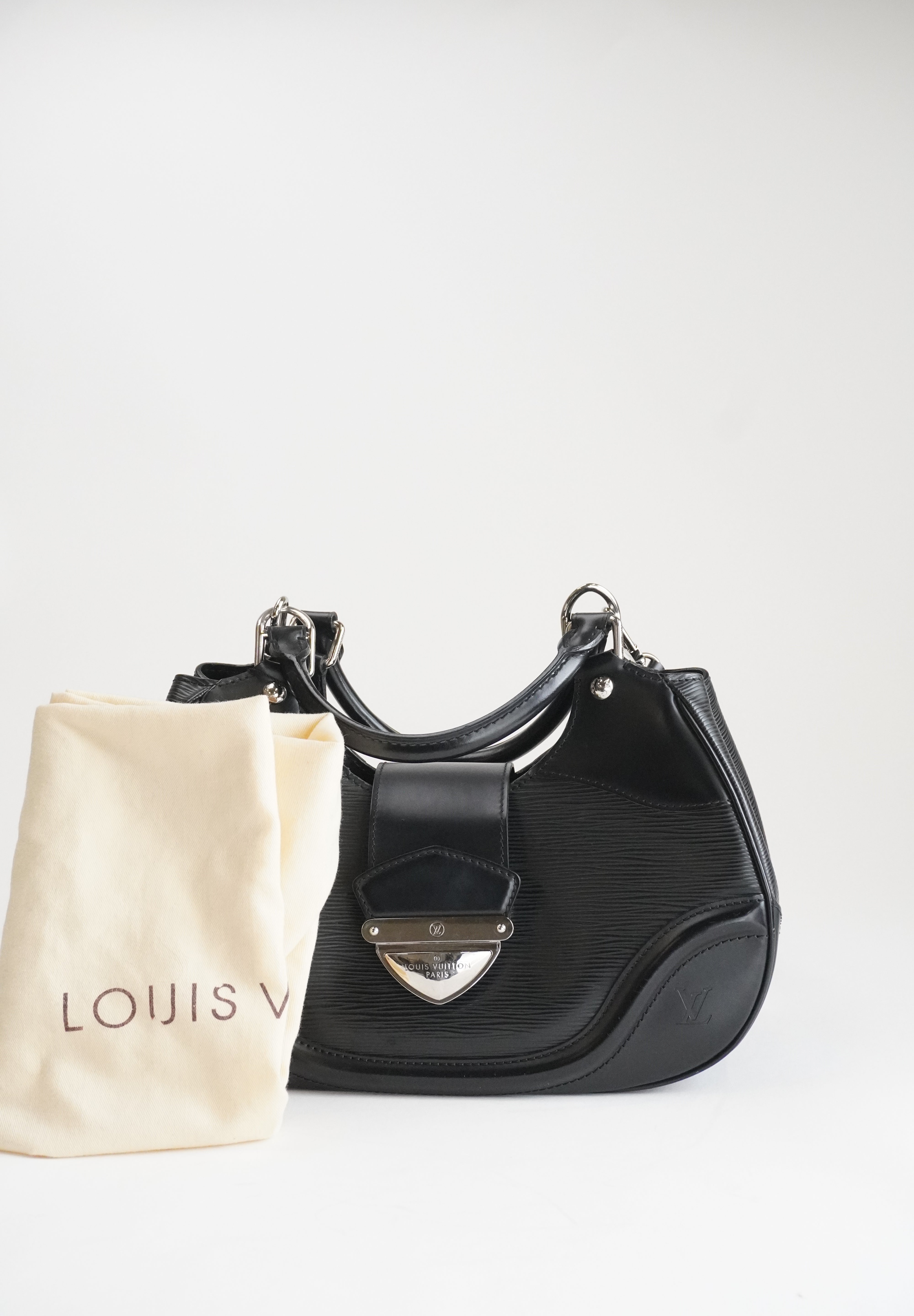 Louis Vuitton Montaigne Shoulderbag