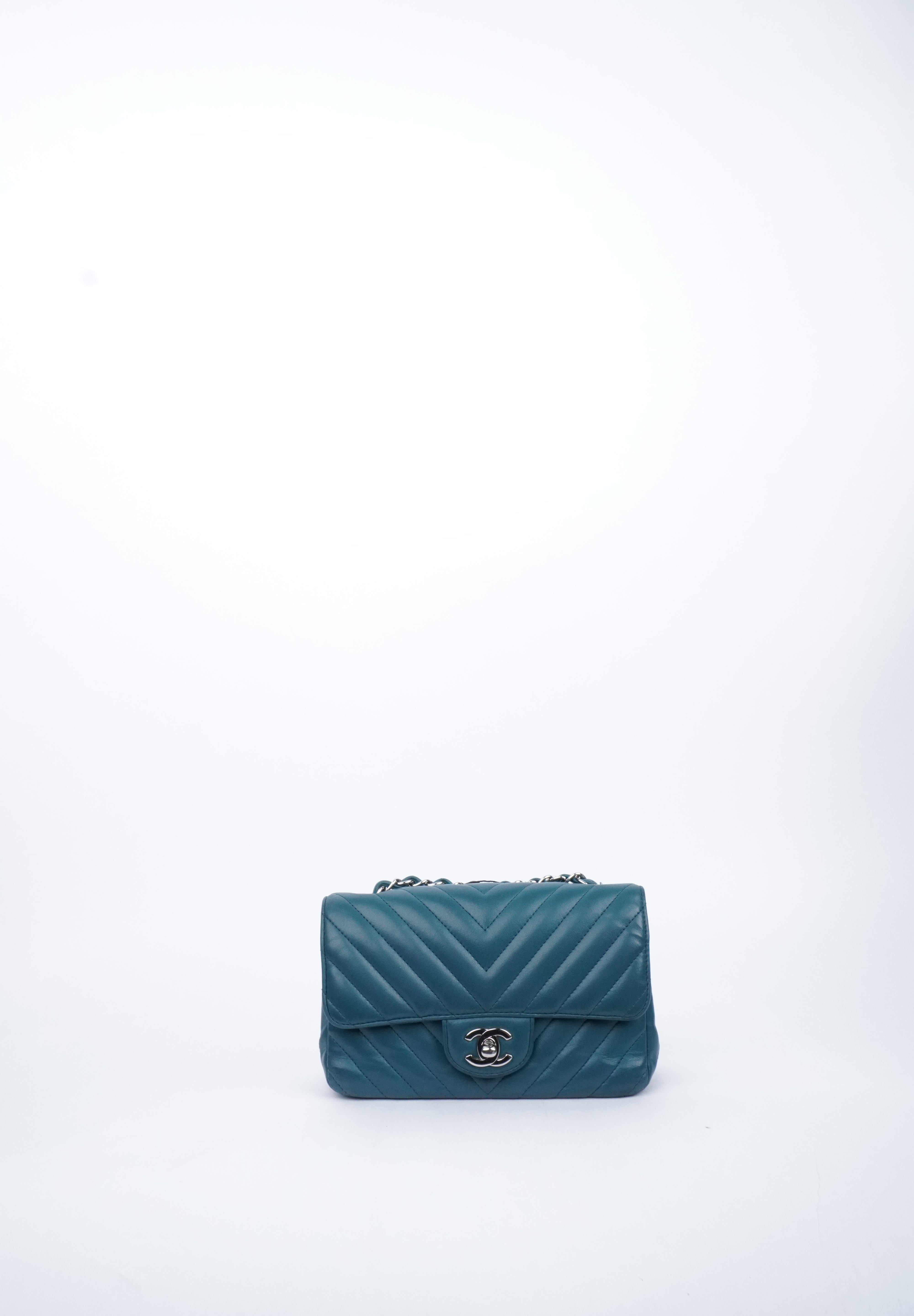 Chanel Mini Flapbag Chevron