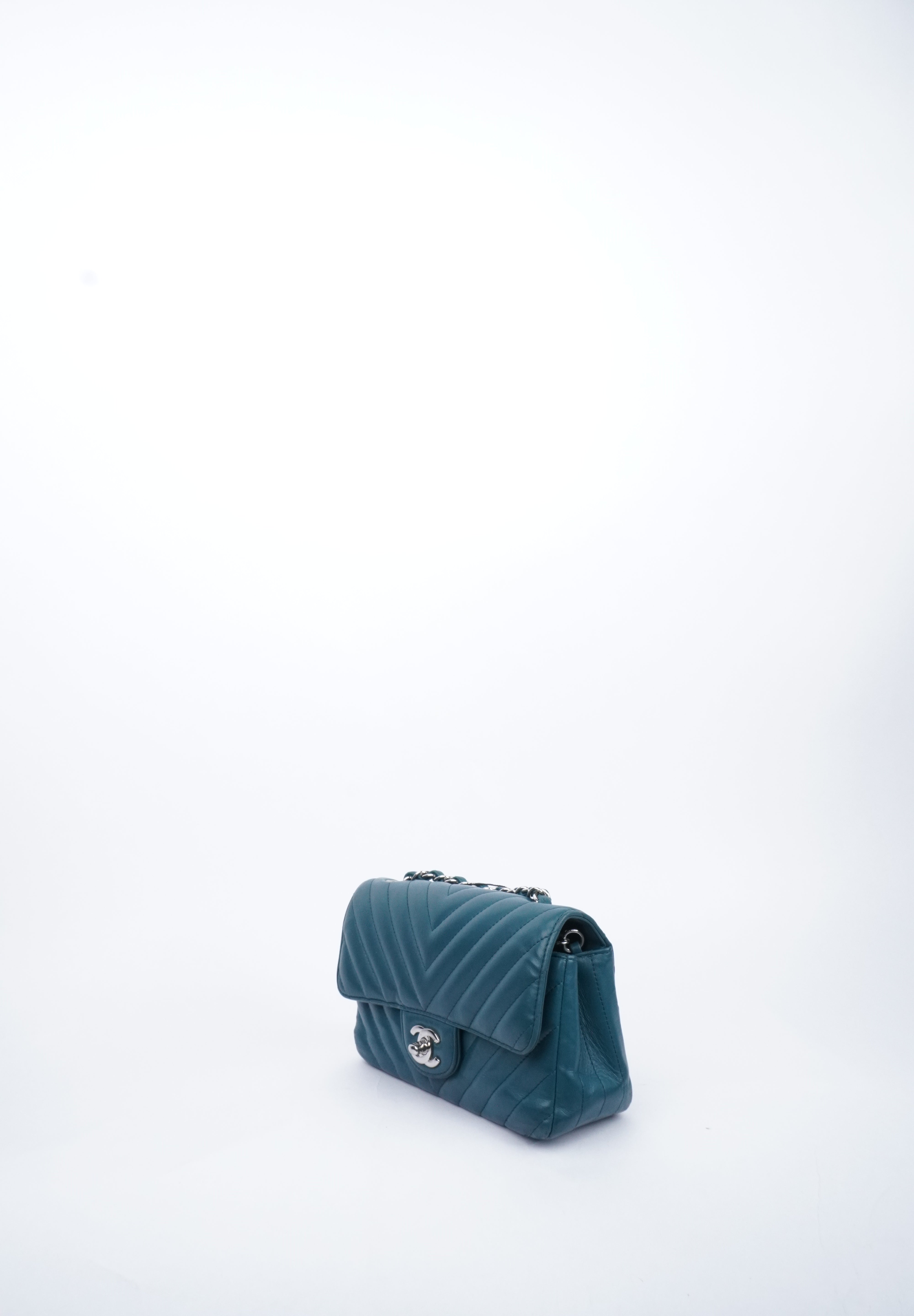 Chanel Mini Flapbag Chevron