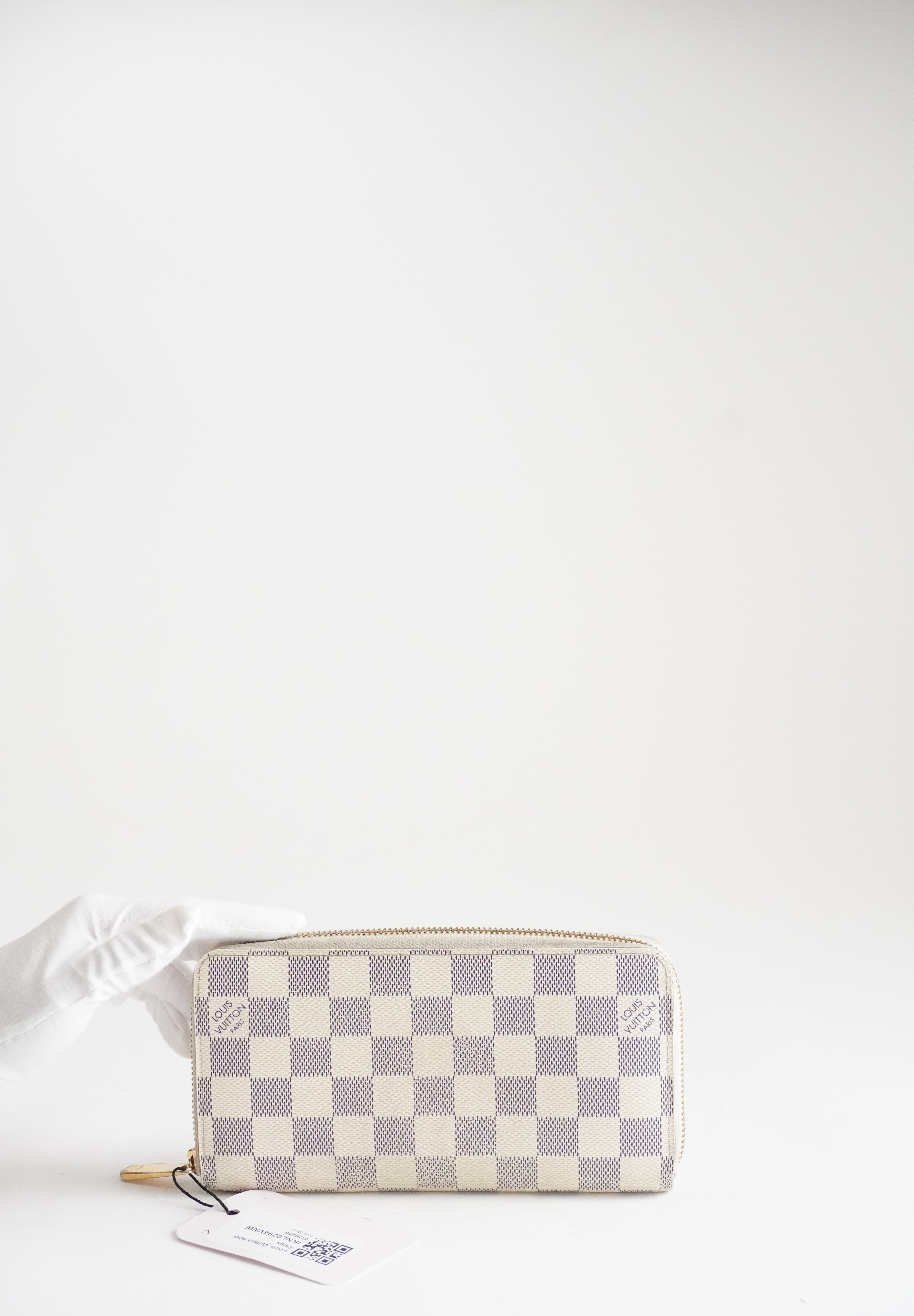 Louis Vuitton Azur Zippy