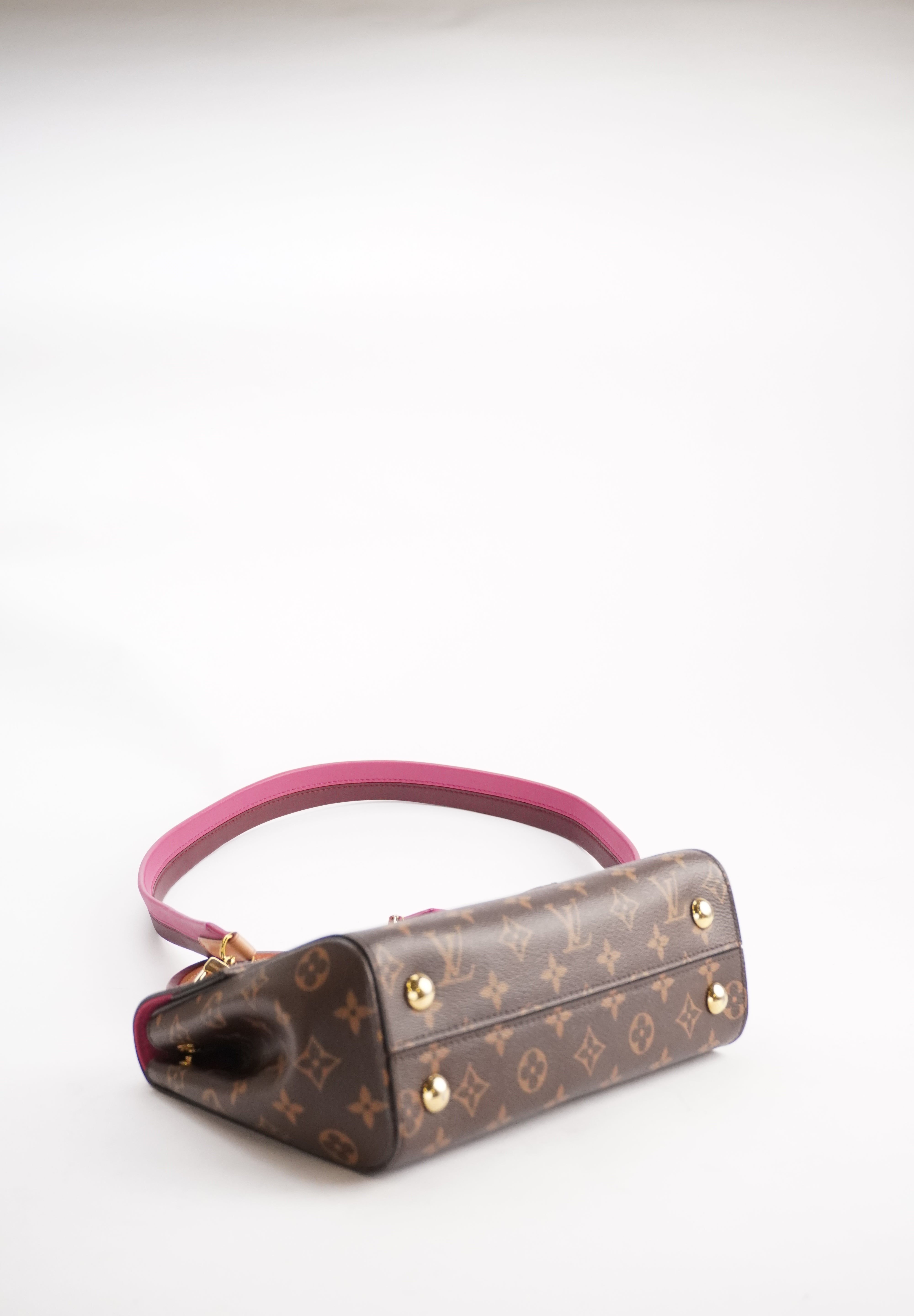 Louis Vuitton Cluny BB Pink