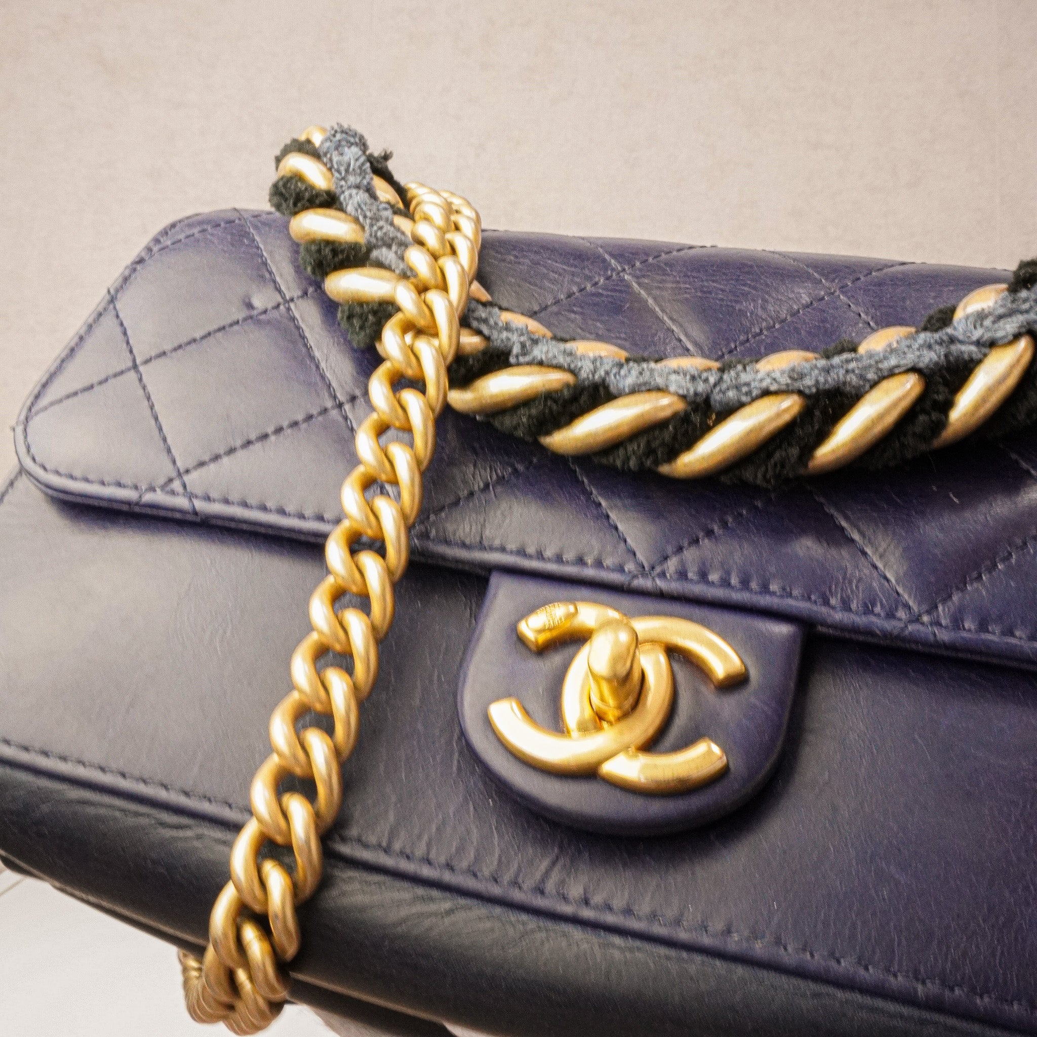 Chanel Paris Cosmopolite Blue Calfskin Flapbag Small