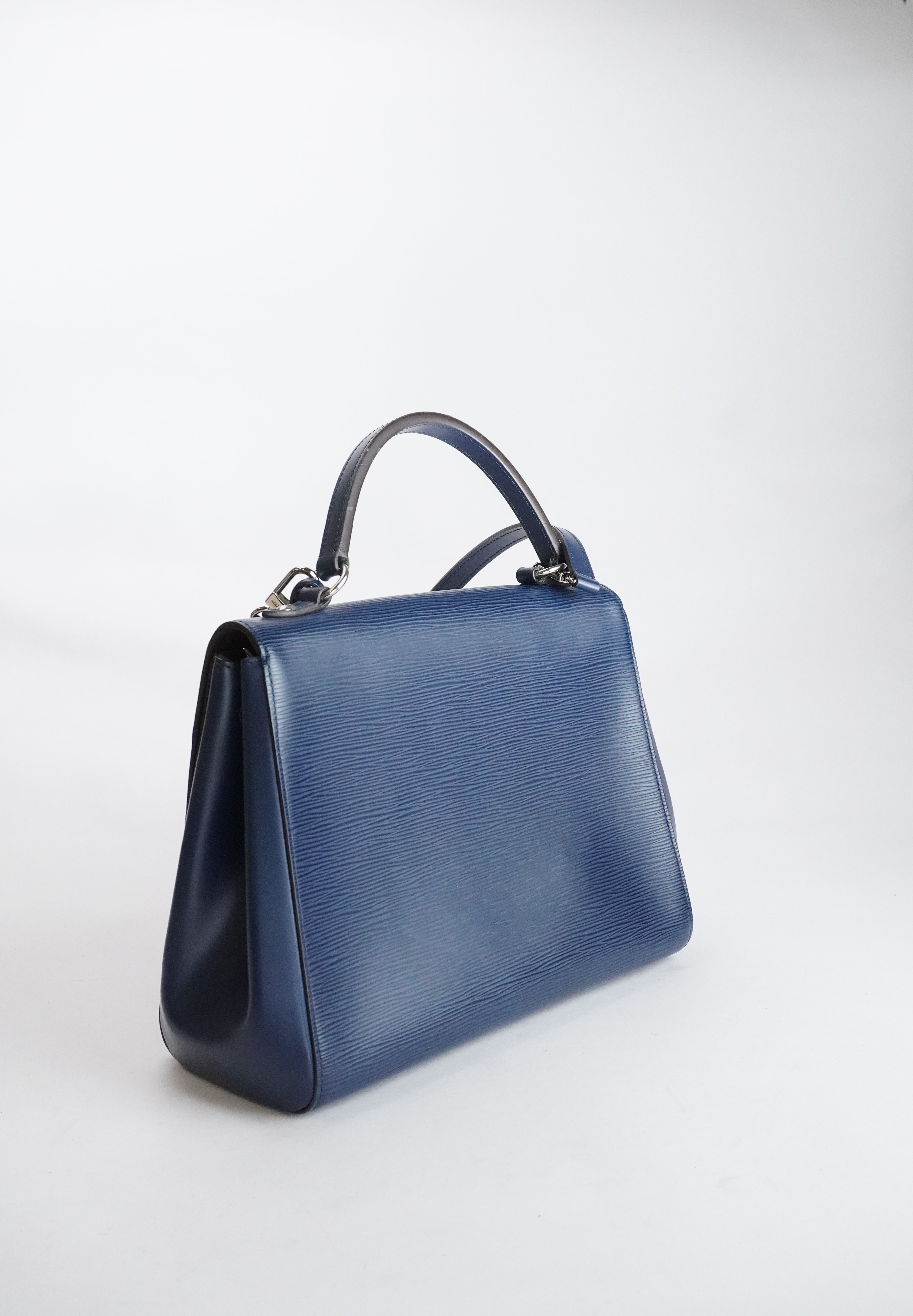 Louis Vuitton Cluny Indigoblue