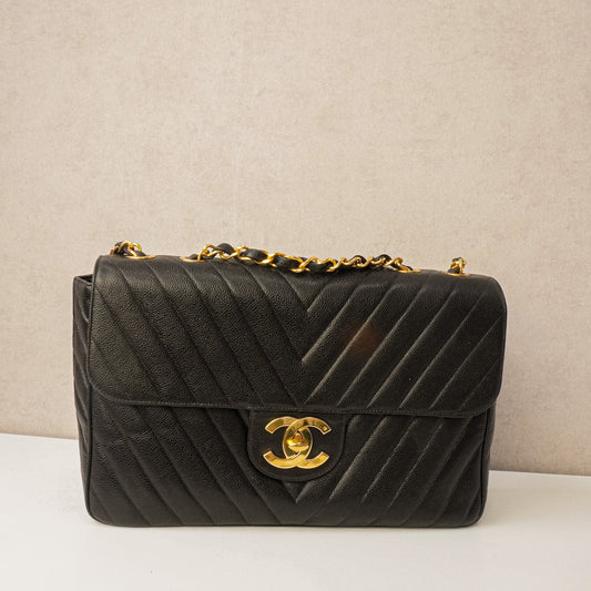 Chanel Chevron Maxi Flapbag Caviar 24k ghw - 1994