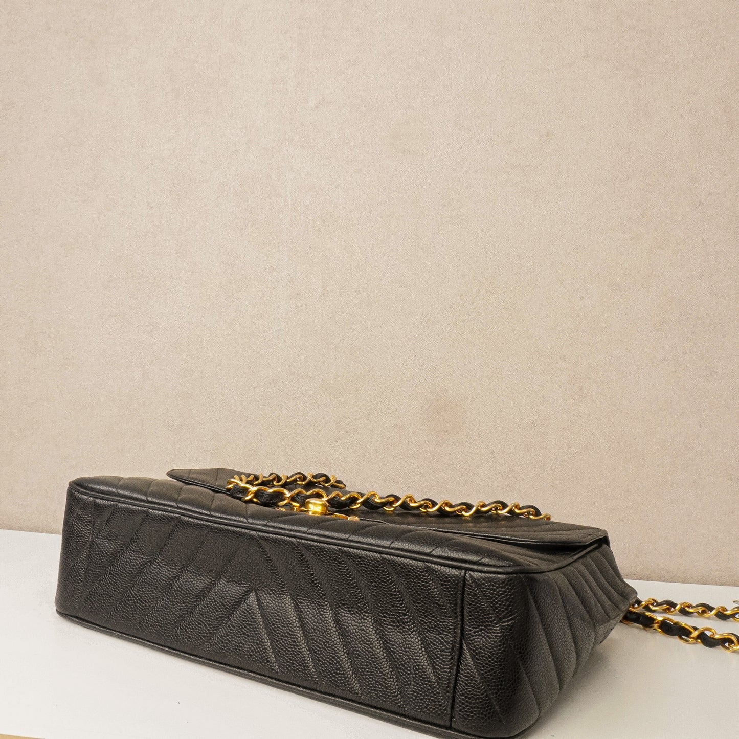 Chanel Chevron Maxi Flapbag Caviar 24k ghw - 1994