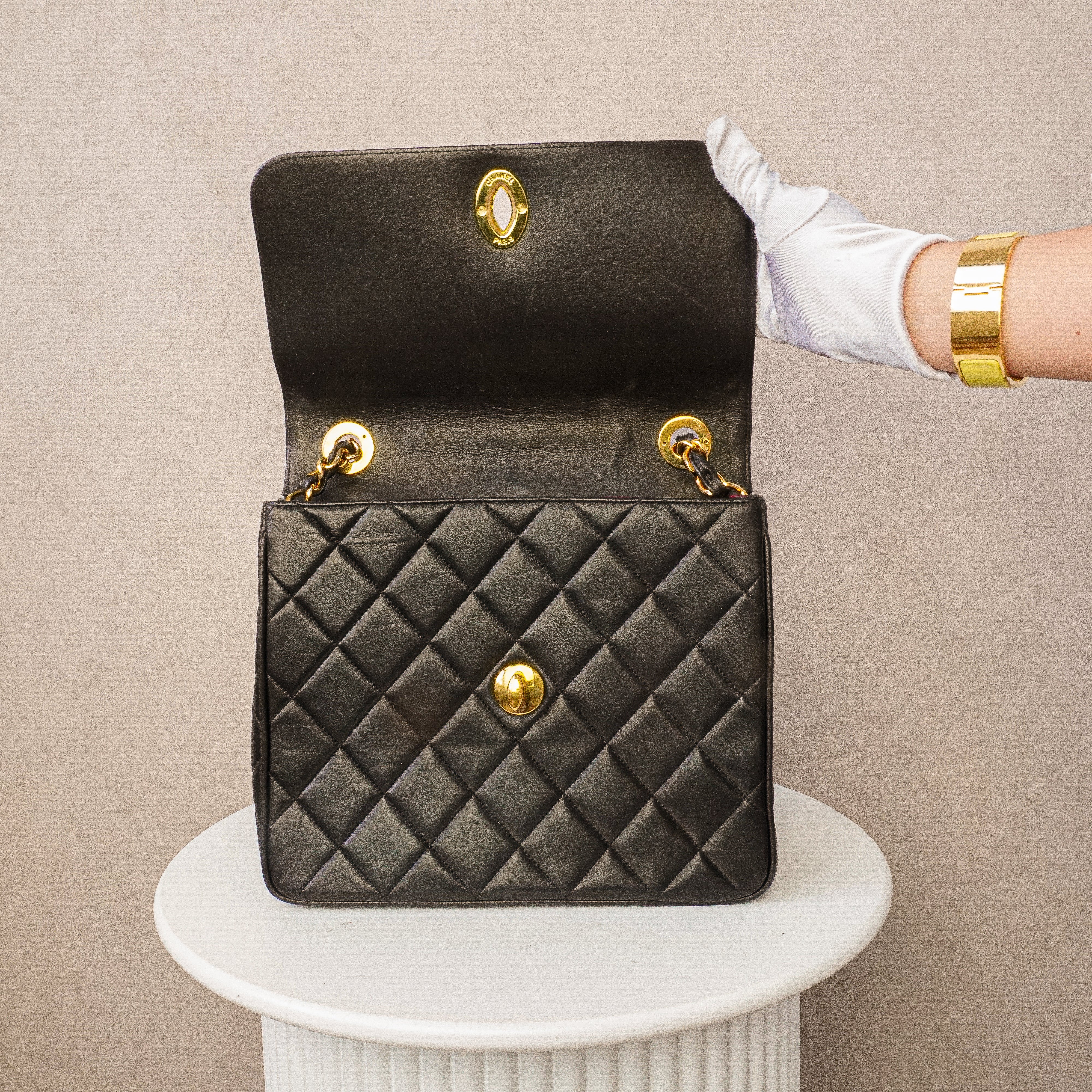 Chanel Flapbag Crossbody 24k ghw 1994-1996