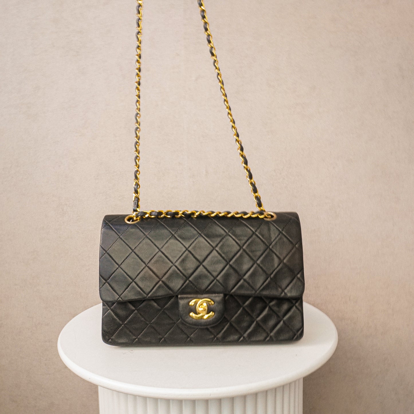 Chanel Classic Flapbag Medium 24k ghw 1992