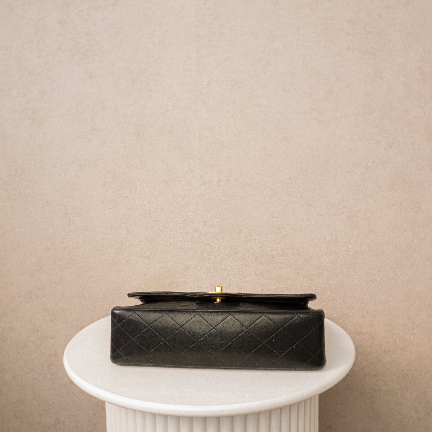 Chanel Classic Flapbag Medium 24k ghw 1992