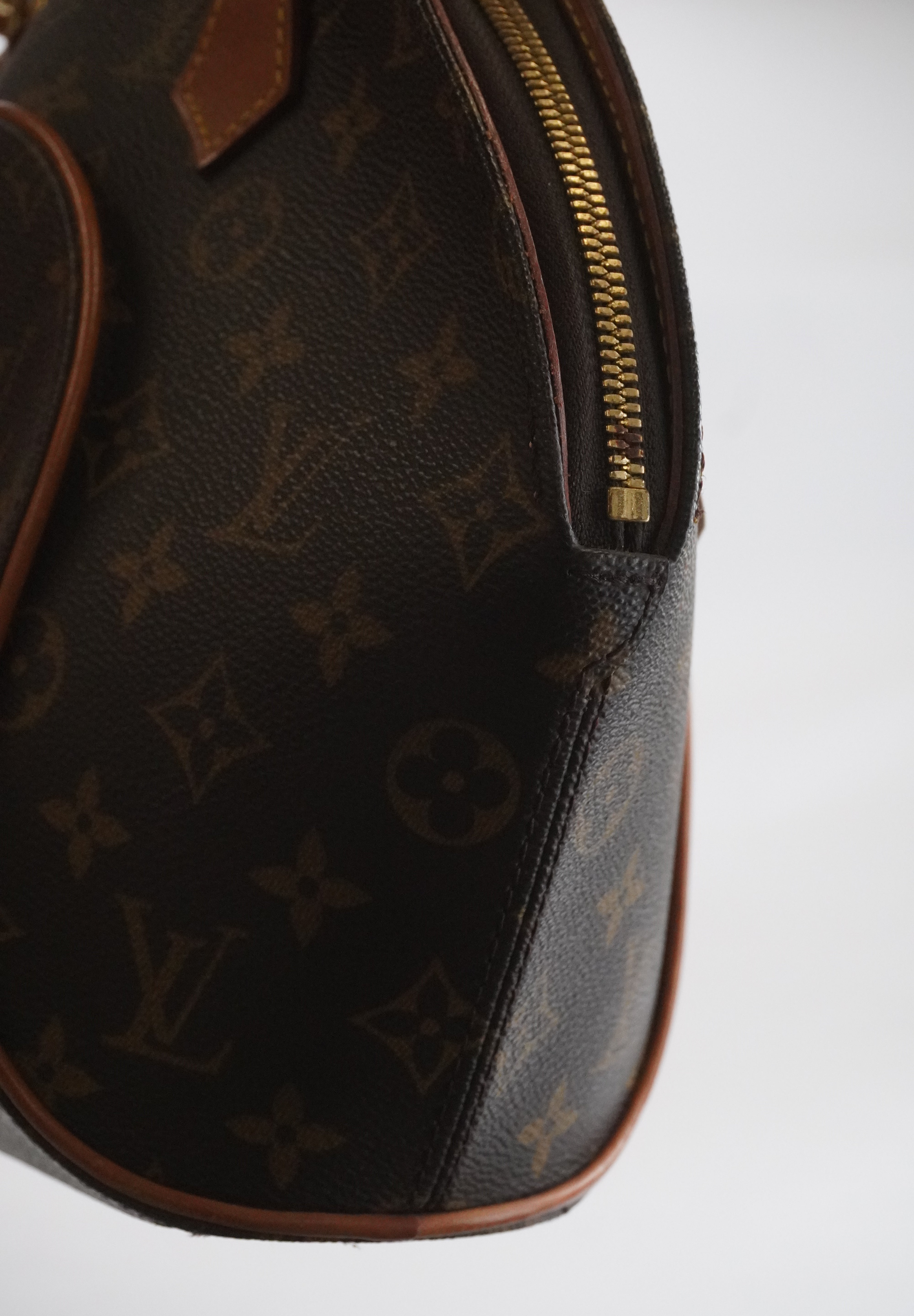 Louis Vuitton Ellipse PM