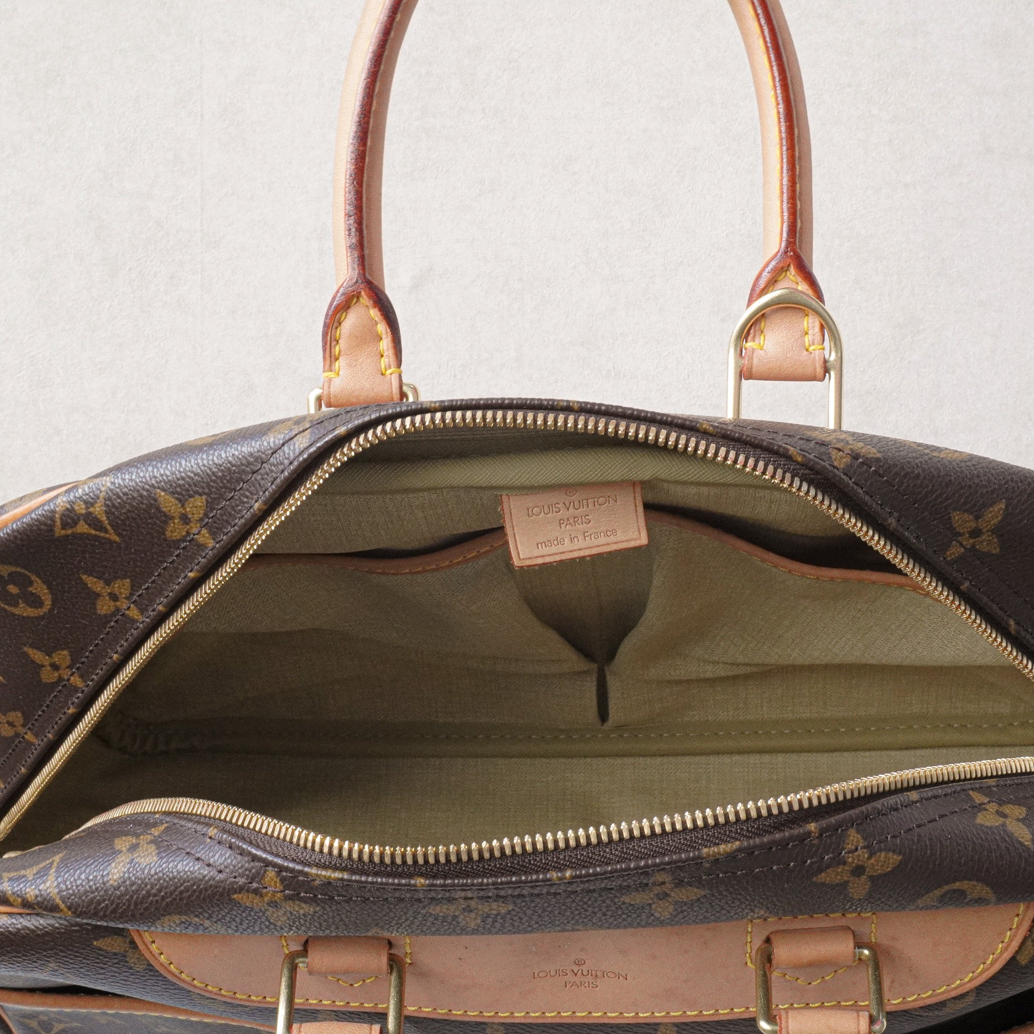 Louis Vuitton Deauville MM