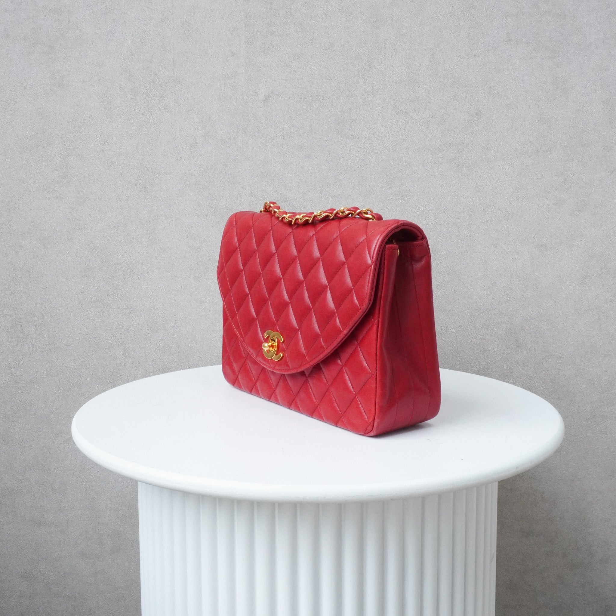 Chanel Half Moon Single Flapbag Small 24k ghw (1986-1988)