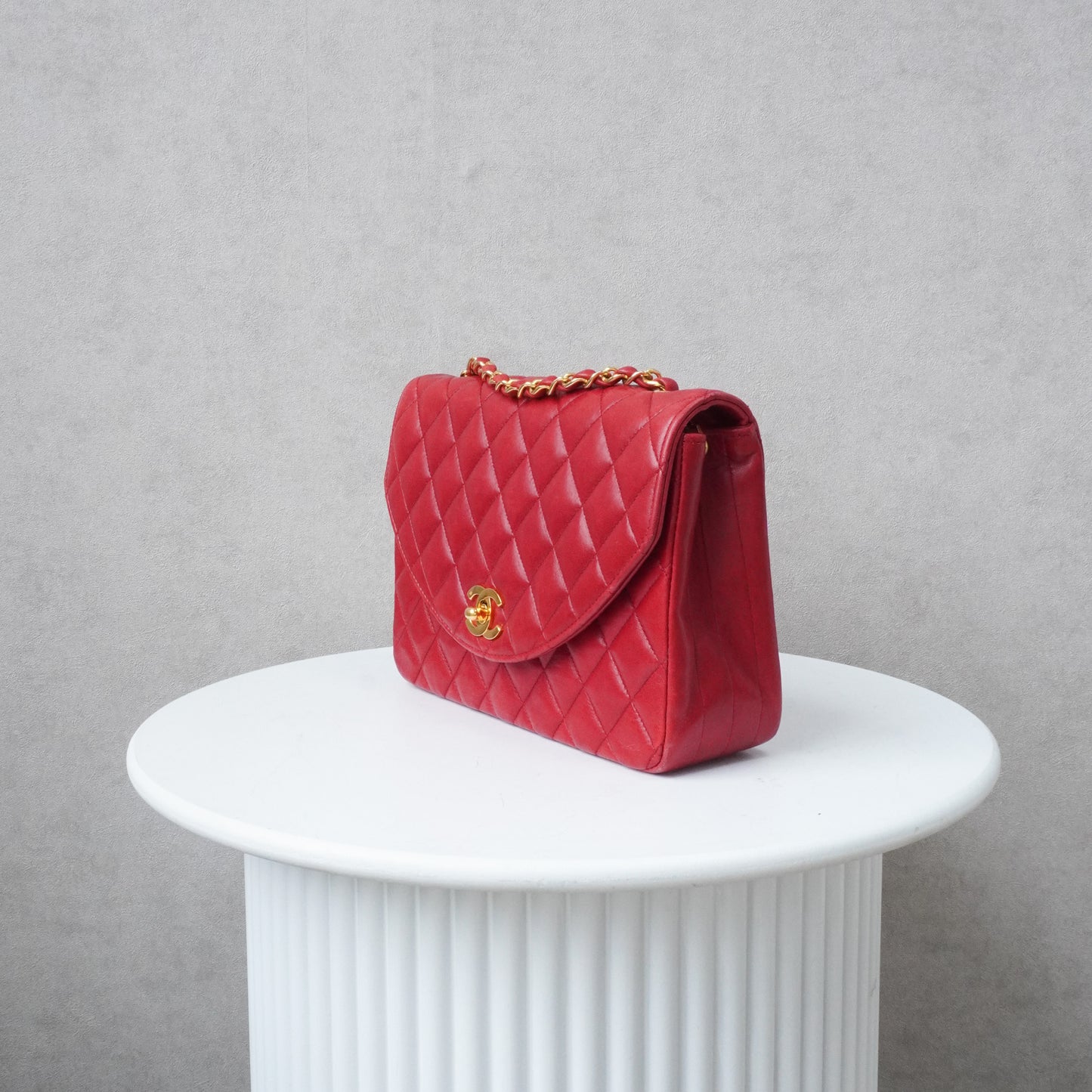 Chanel Half Moon Single Flapbag Small 24k ghw (1986-1988)