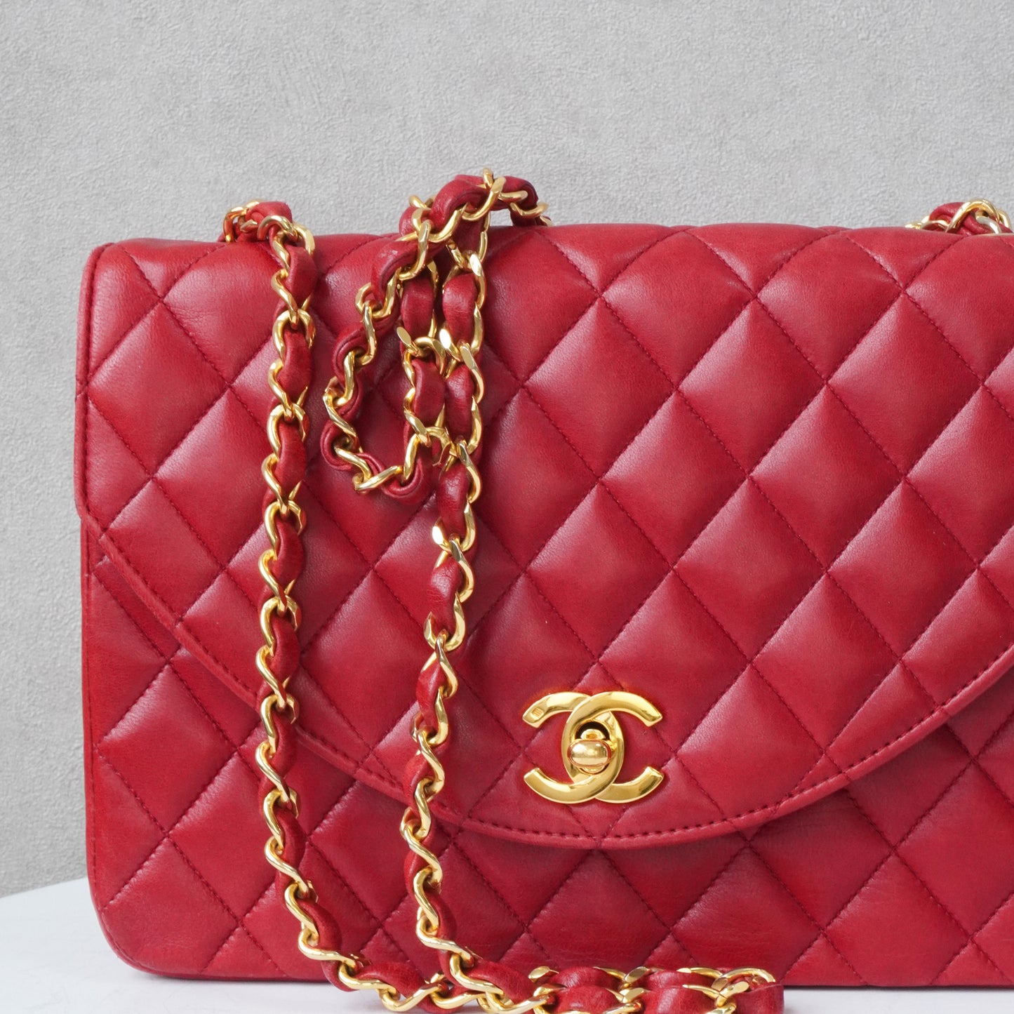 Chanel Half Moon Single Flapbag Small 24k ghw (1986-1988)