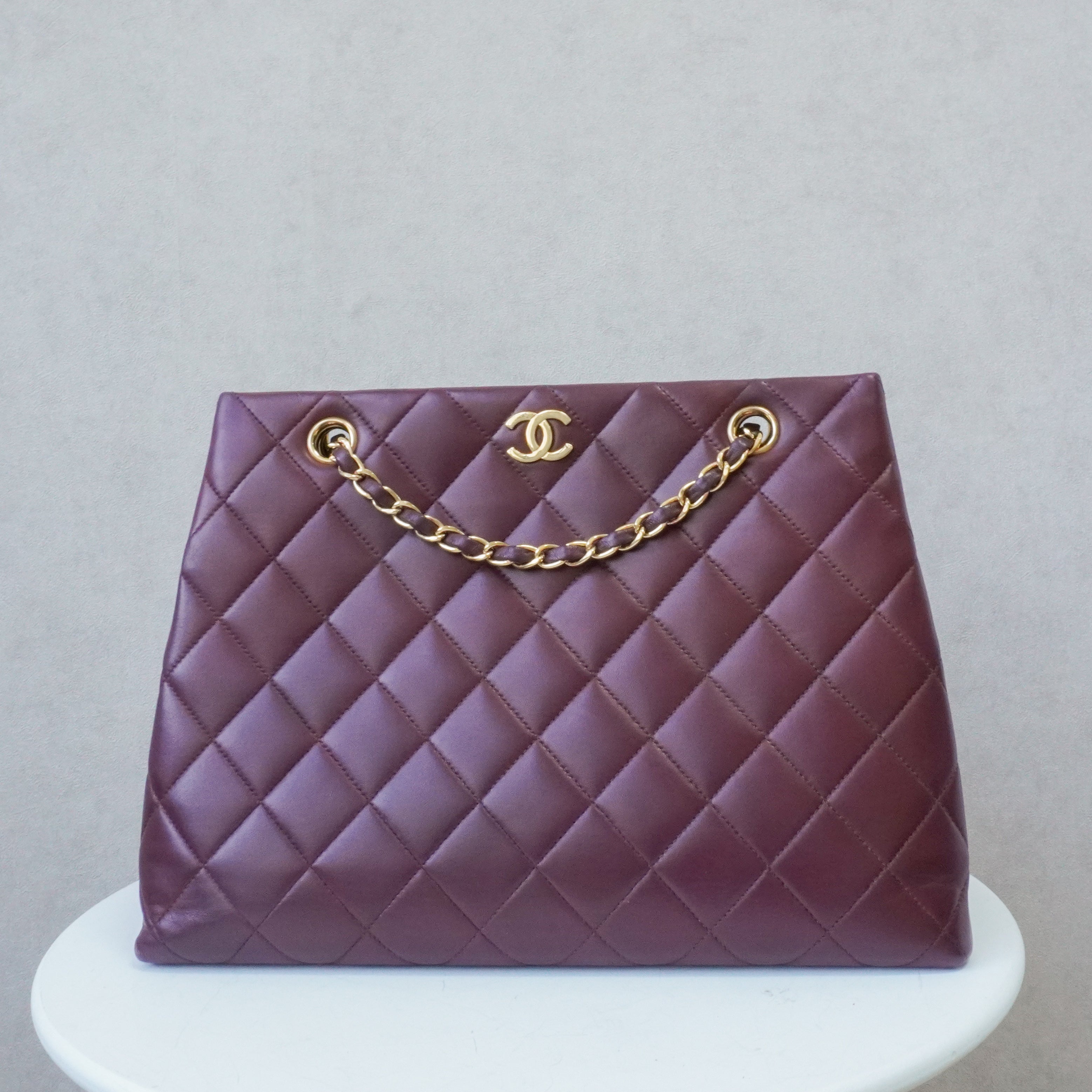 Chanel Matelasse Tote Burgundy (1997-1999)