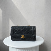 Chanel Single Flapbag Small 24 k ghw (1989-1991)