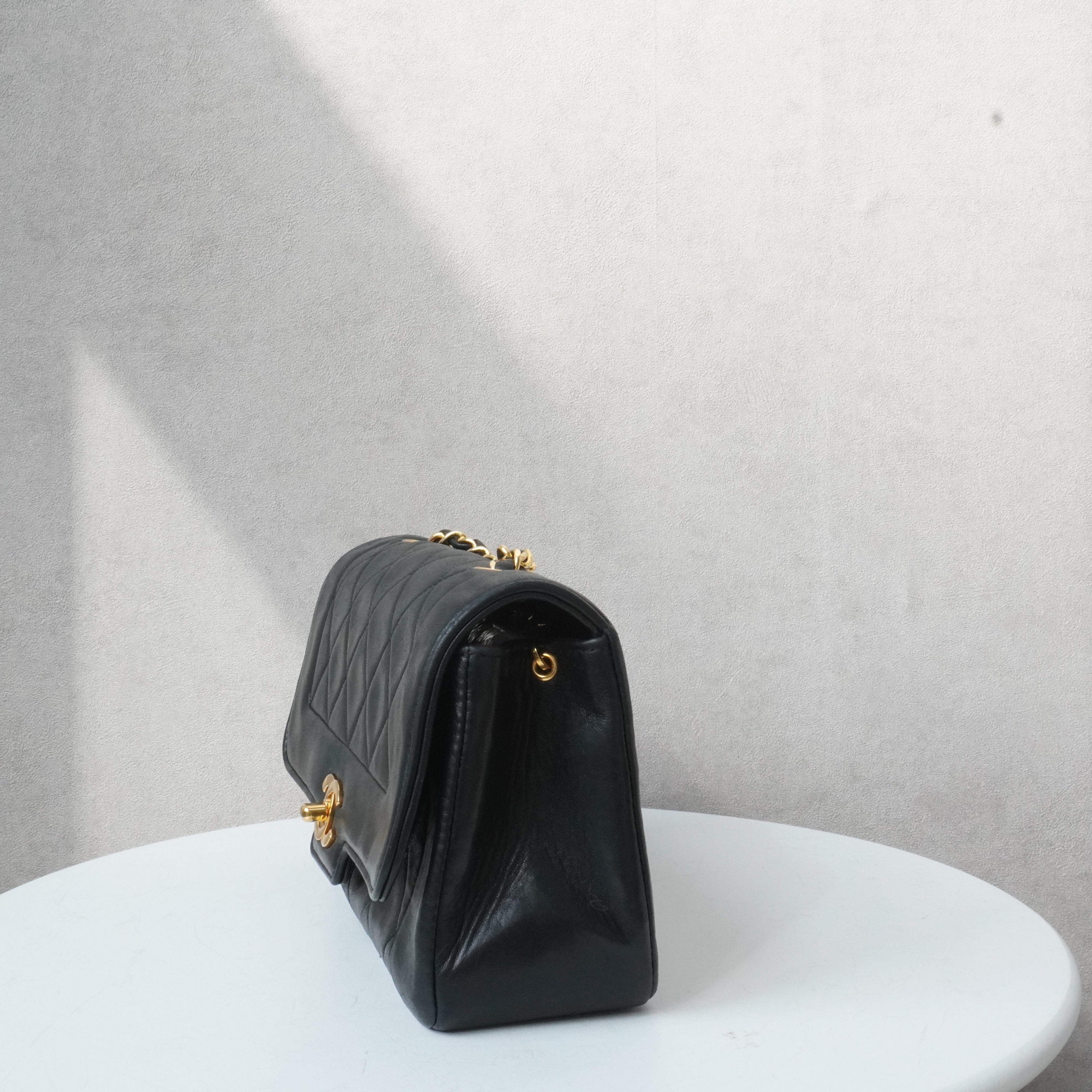 Chanel Single Flapbag Small 24 k ghw (1989-1991)