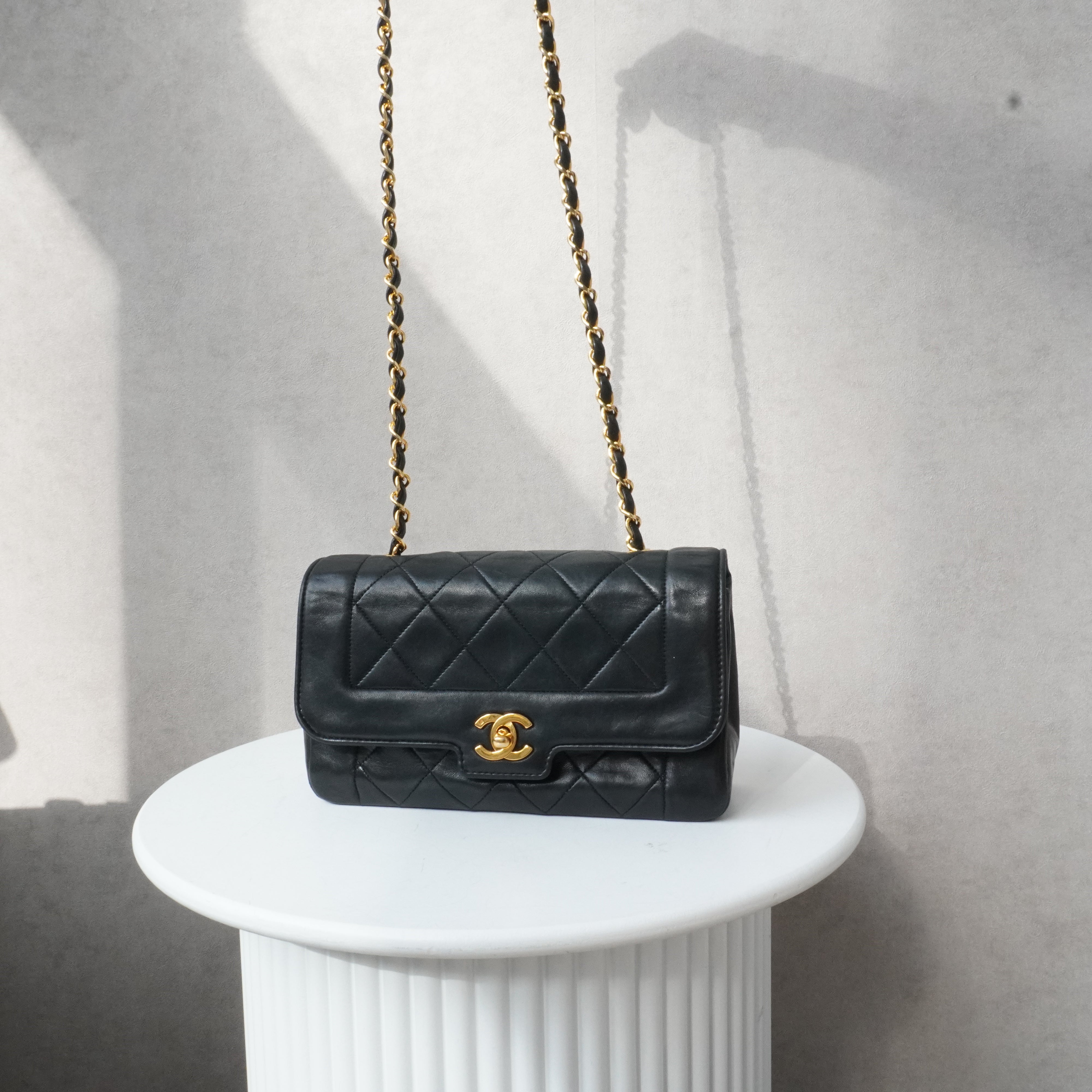 Chanel Single Flapbag Small 24 k ghw (1989-1991)