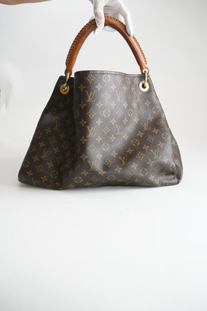 Louis Vuitton Artsy