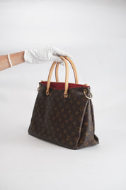 Louis Vuitton Pallas MM