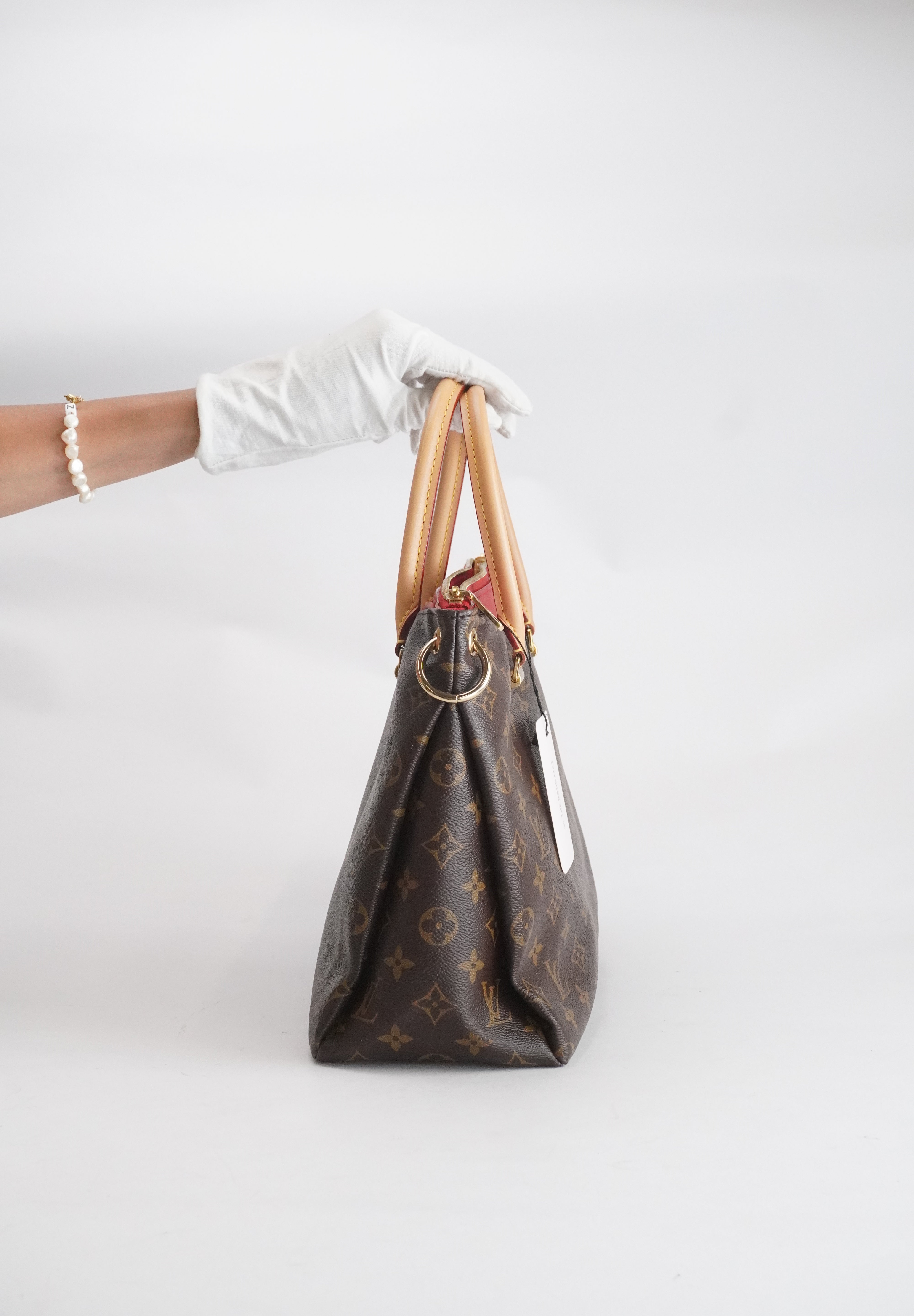 Louis Vuitton Pallas MM