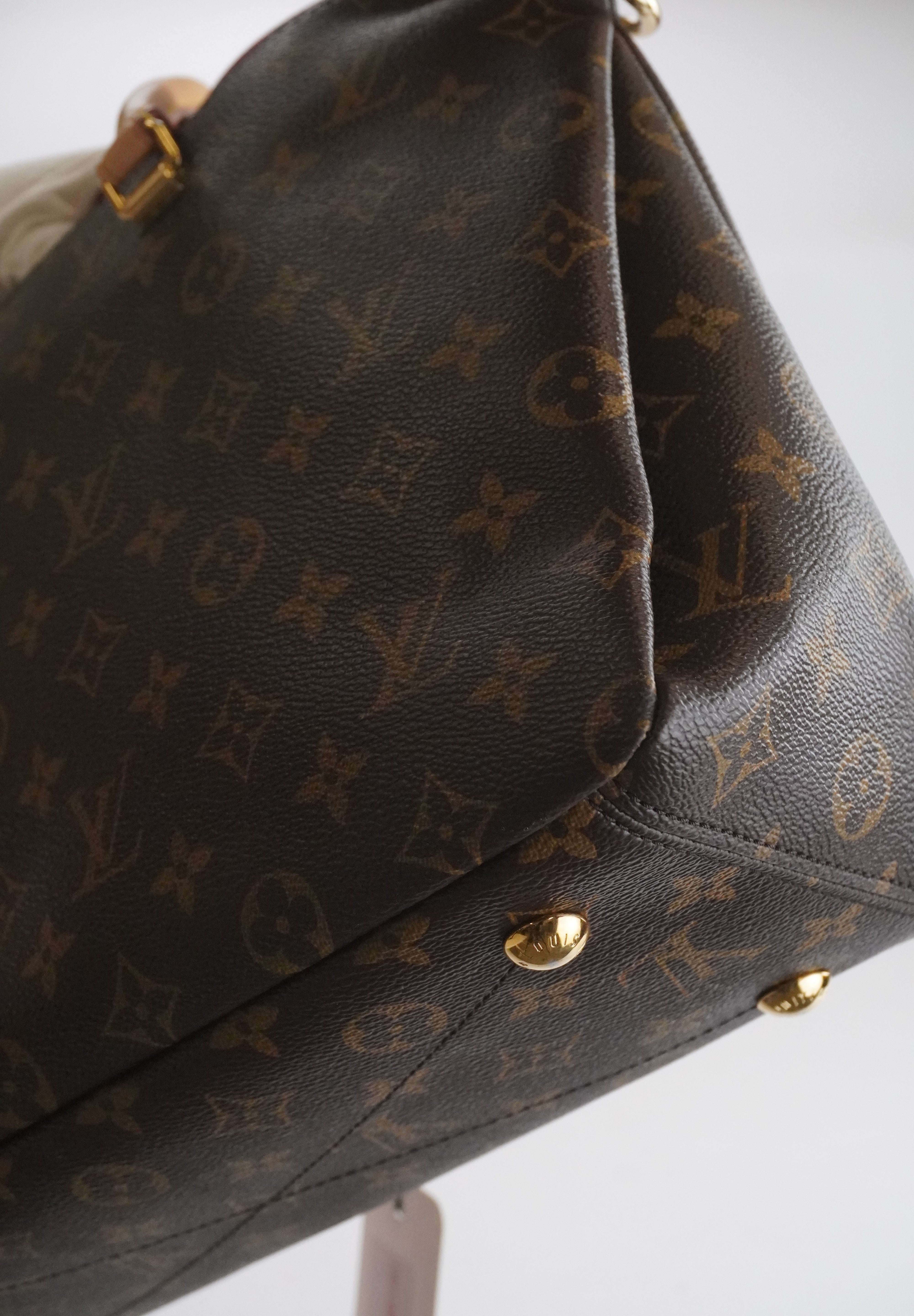 Louis Vuitton Pallas MM