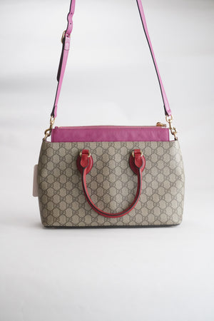 Gucci Supreme tote