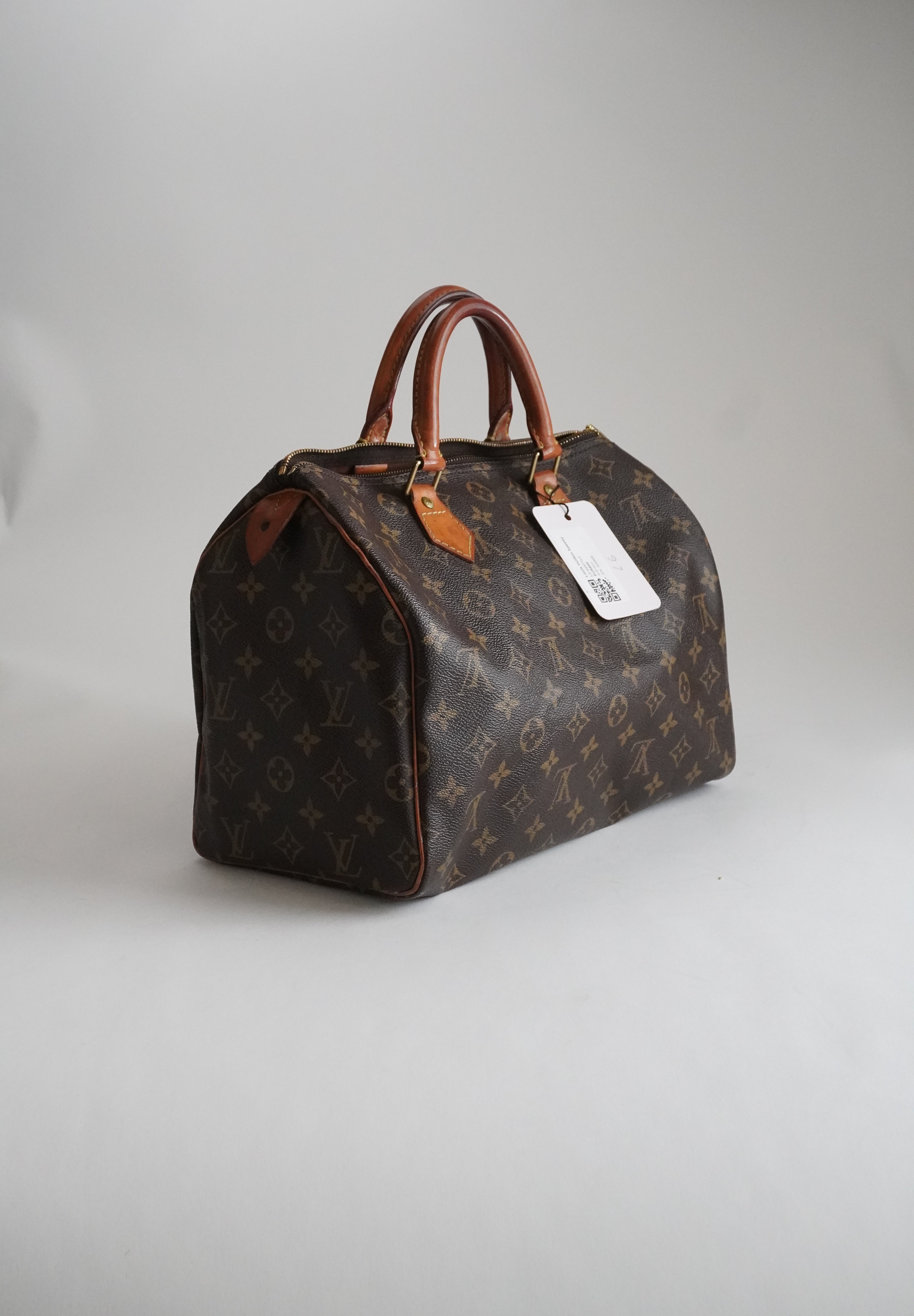 Louis Vuitton Speedy