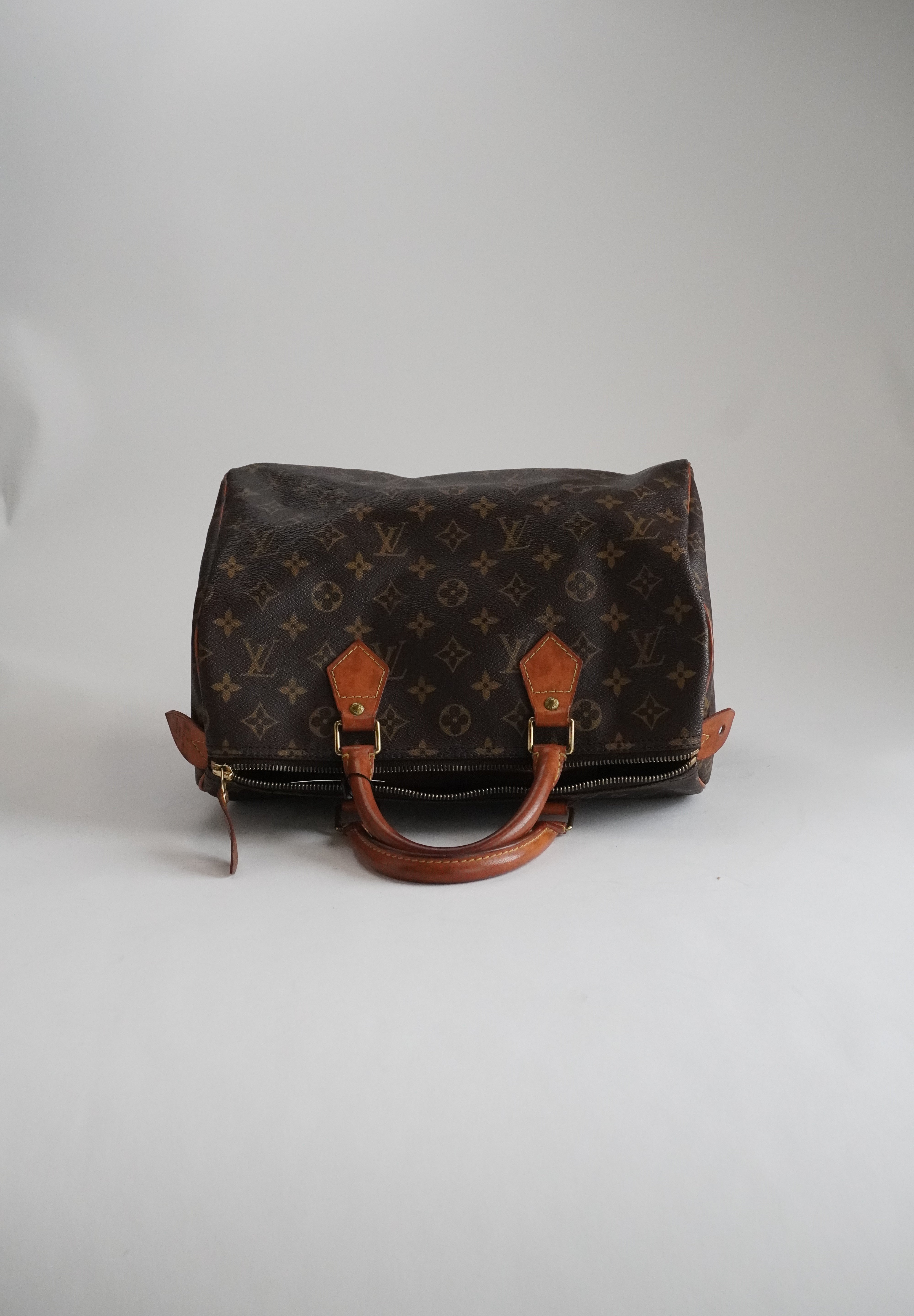 Louis Vuitton Speedy
