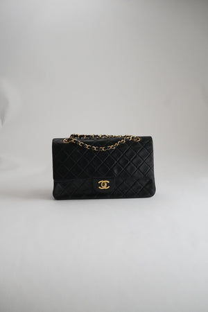 Chanel Classic Flapbag Medium