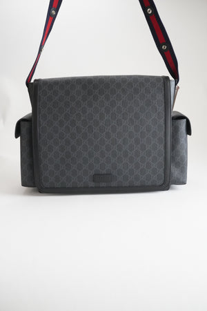 Gucci Luiertas Grijs