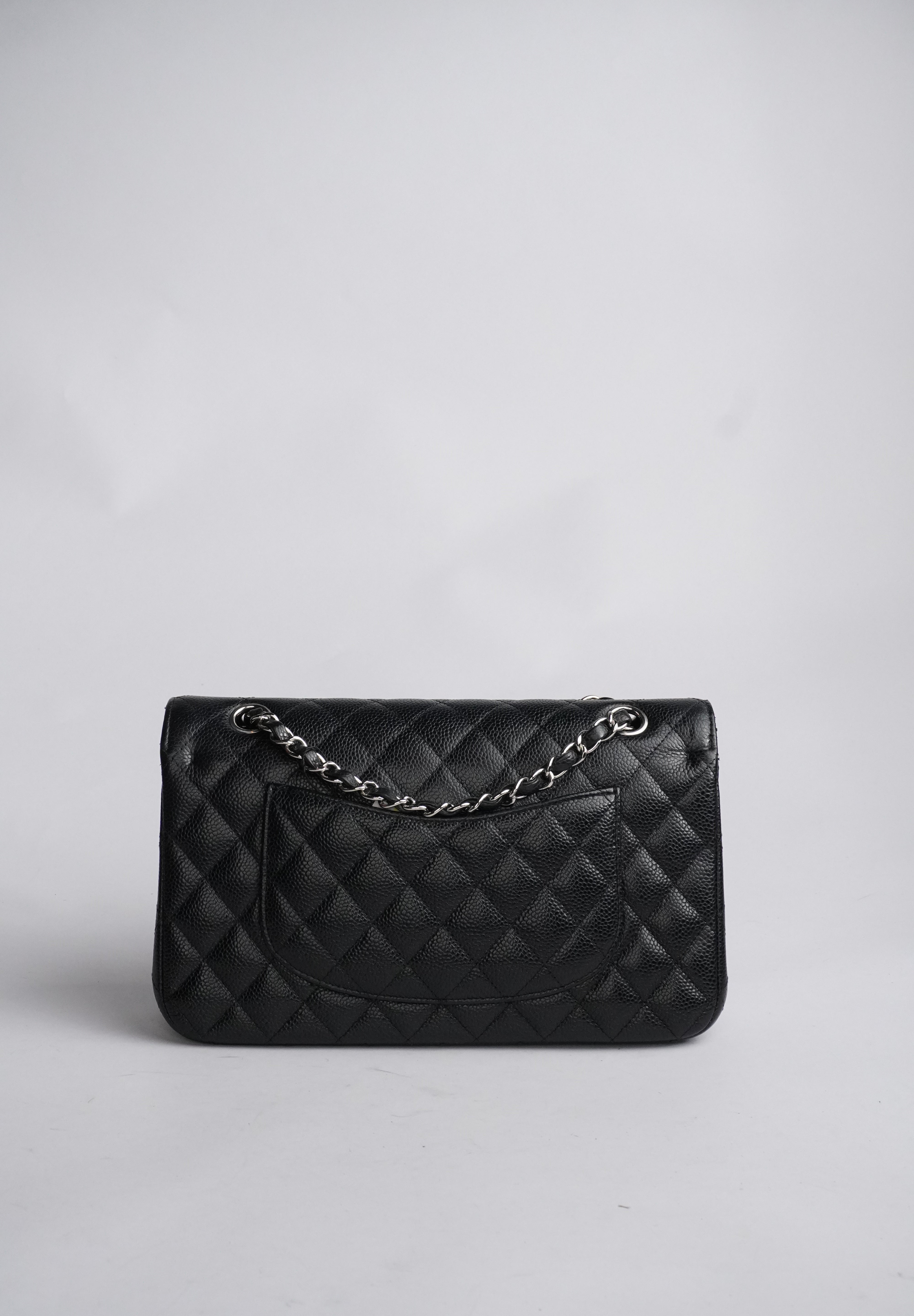 Chanel Classic Double Flapbag Caviar Medium SHW