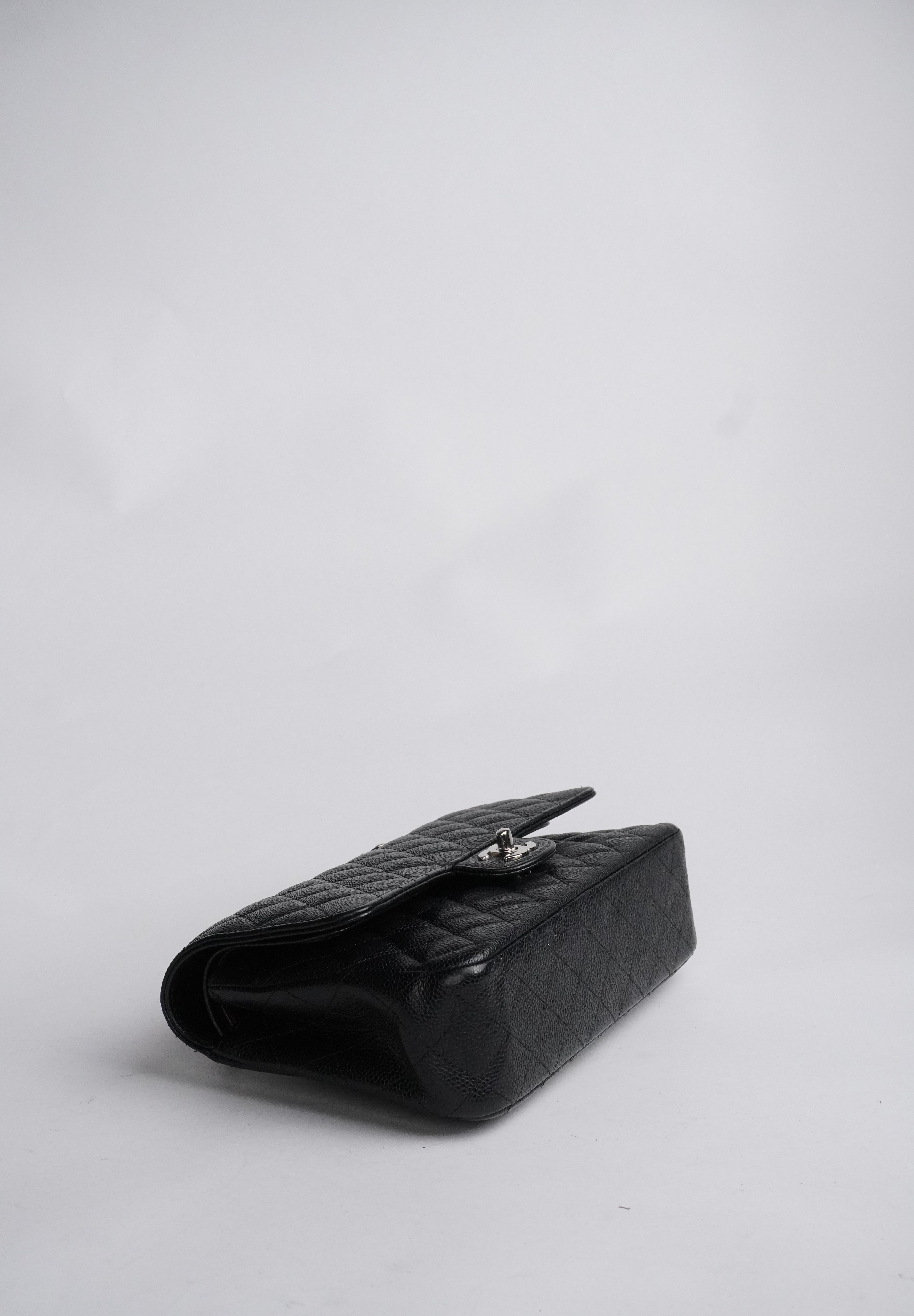 Chanel Classic Double Flapbag Caviar Medium SHW